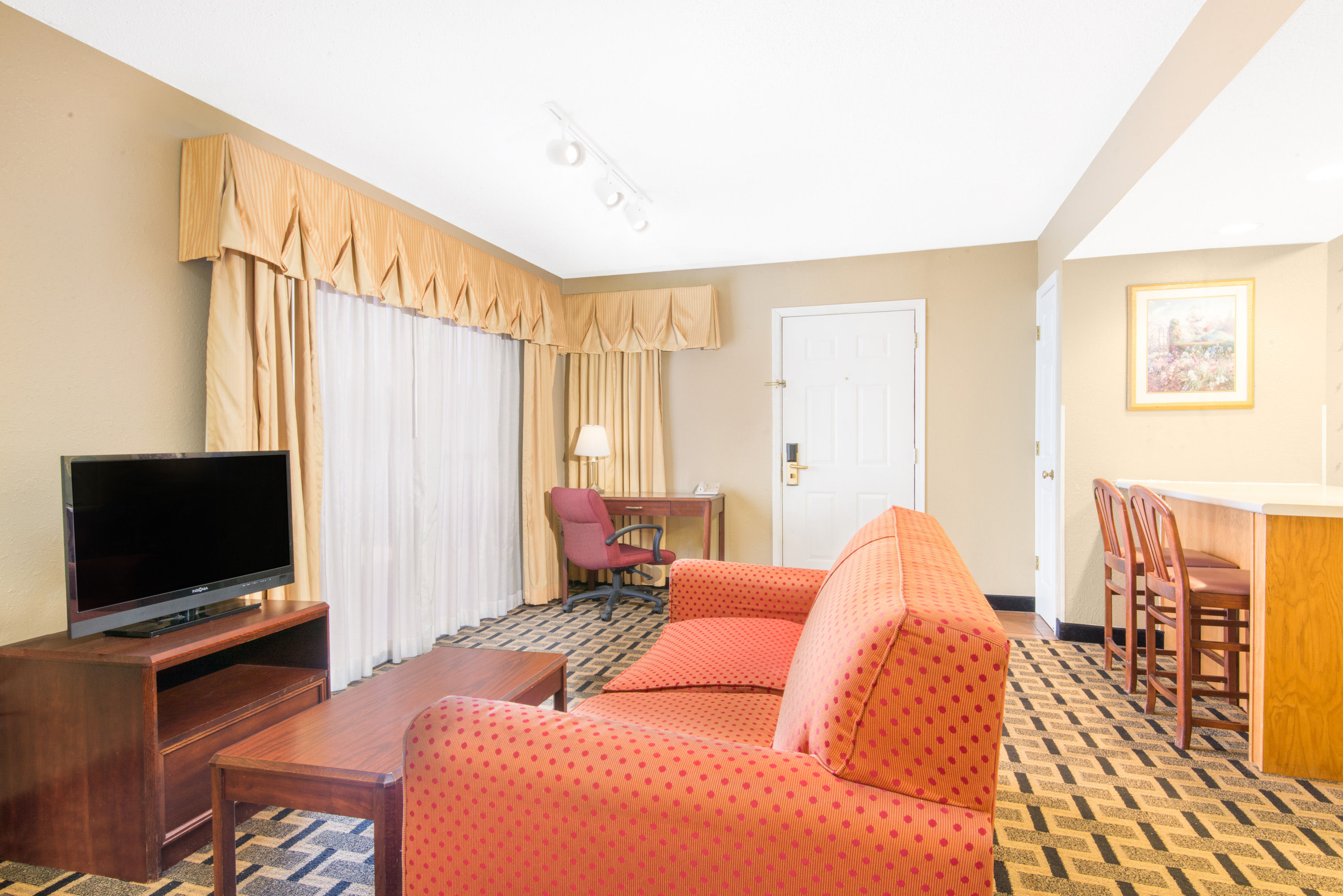 Hawthorn Extended Stay by Wyndham Wichita suite living room in Wichita, Kansas