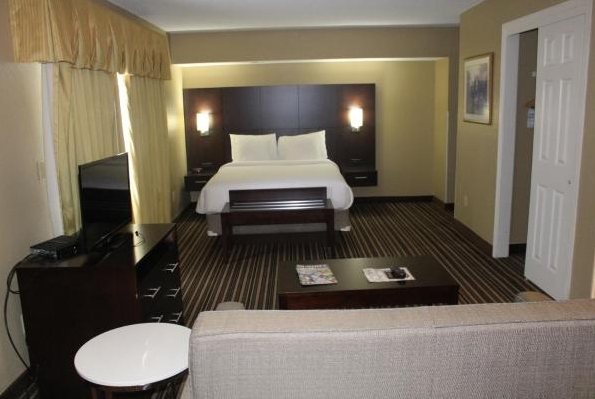Hawthorn Extended Stay by Wyndham Wichita suite in Wichita, Kansas