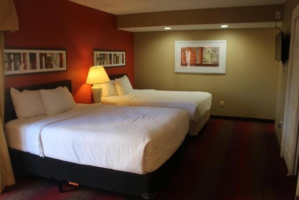 Hawthorn Extended Stay by Wyndham Wichita suite in Wichita, Kansas