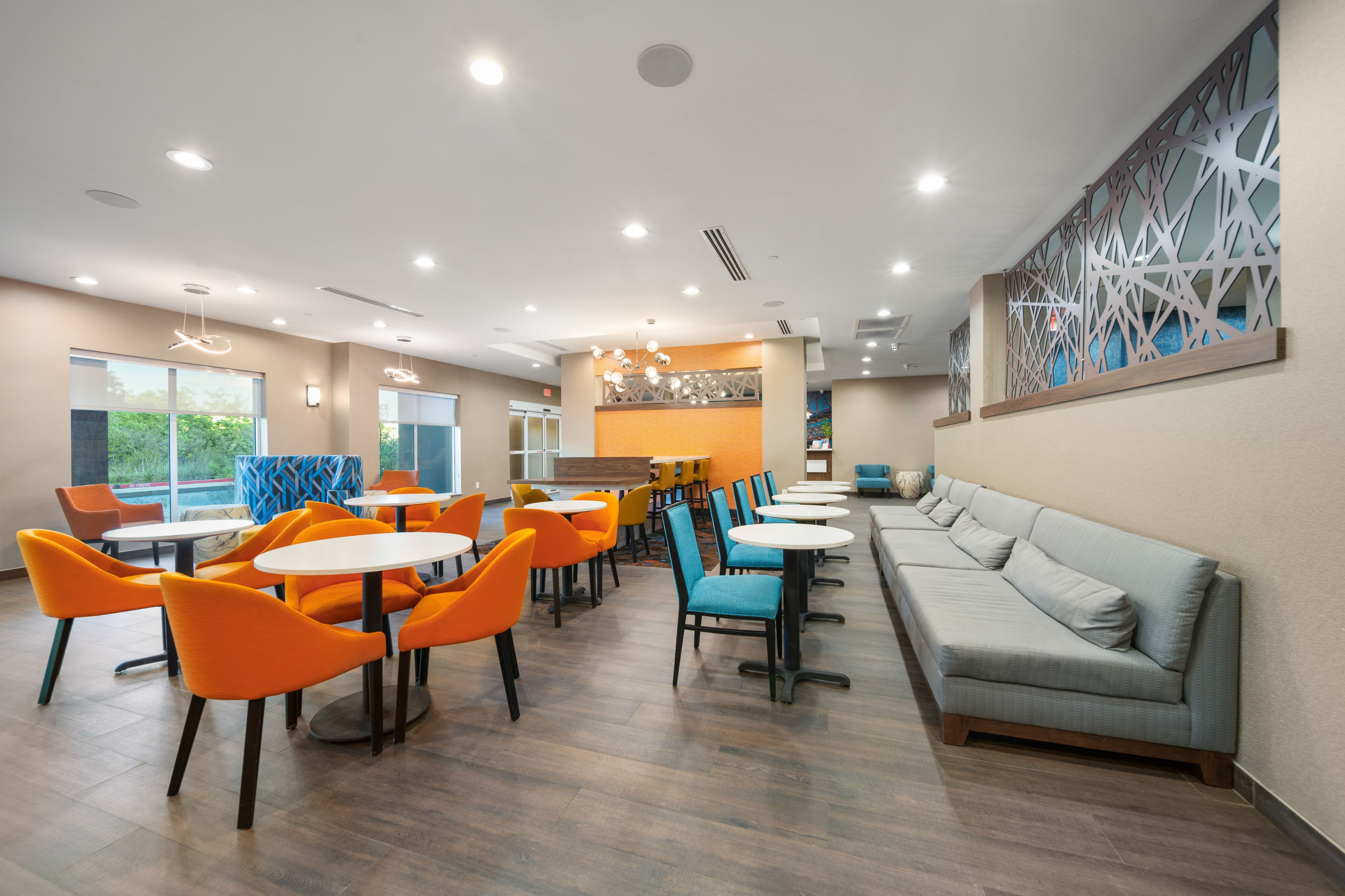 Hawthorn Extended Stay by Wyndham Sulphur (Lake Charles) restaurant main dining in Sulphur, Louisiana