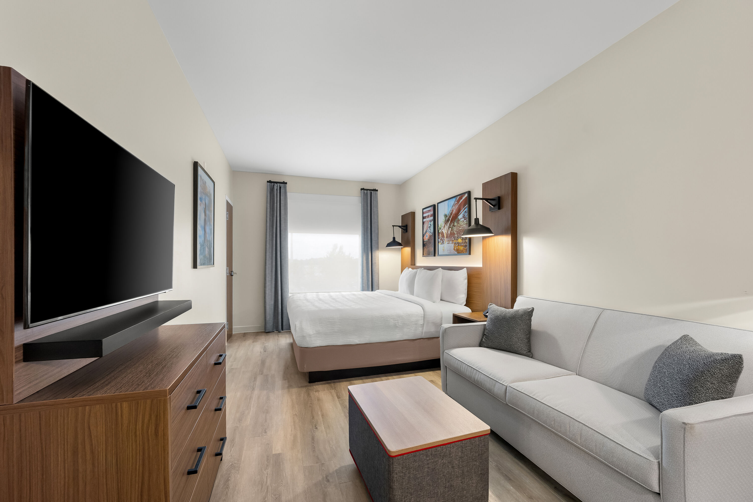 Hawthorn Extended Stay by Wyndham Mebane suite in Mebane, North Carolina