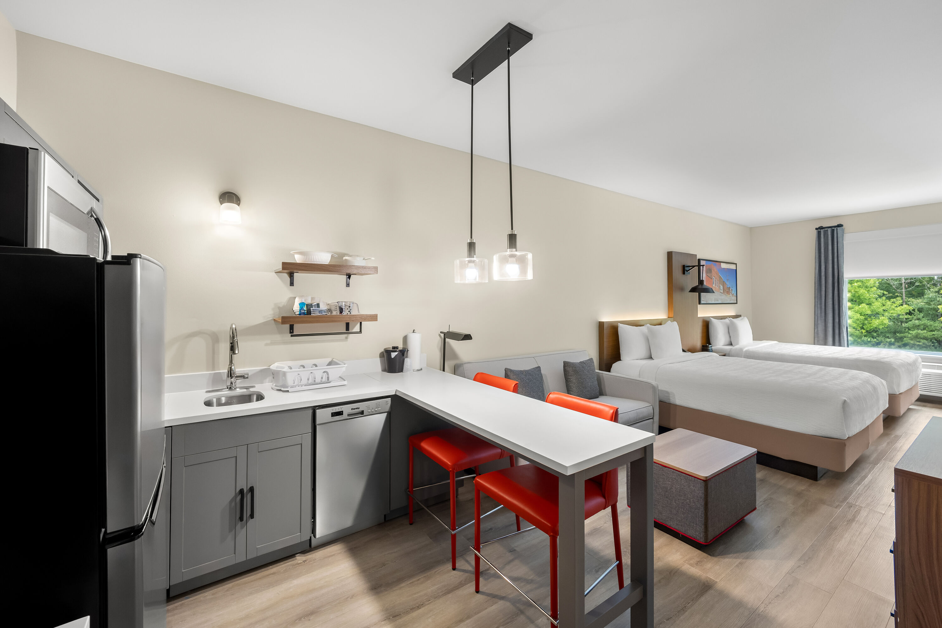 Hawthorn Extended Stay by Wyndham Mebane suite in Mebane, North Carolina