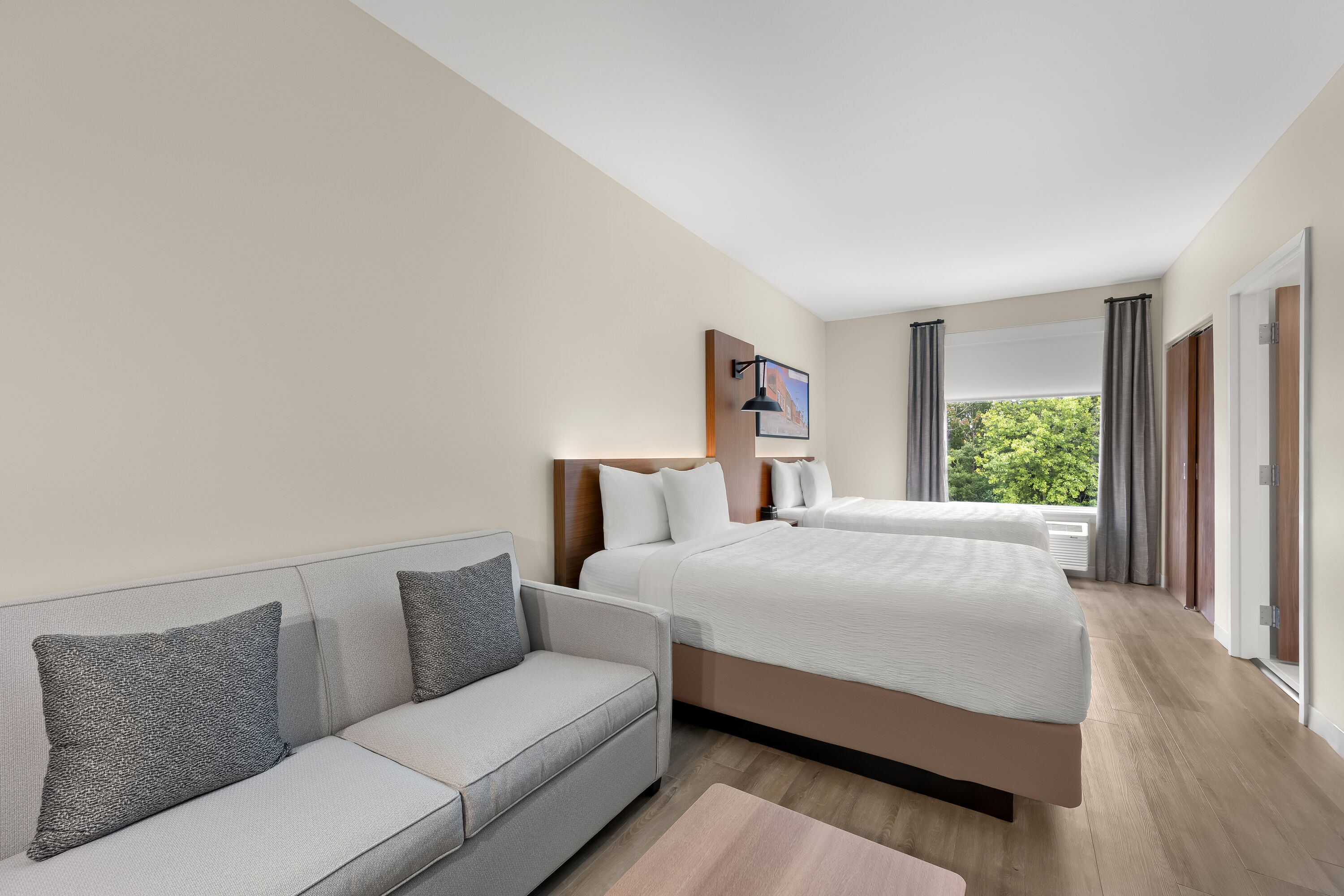Hawthorn Extended Stay by Wyndham Mebane suite in Mebane, North Carolina