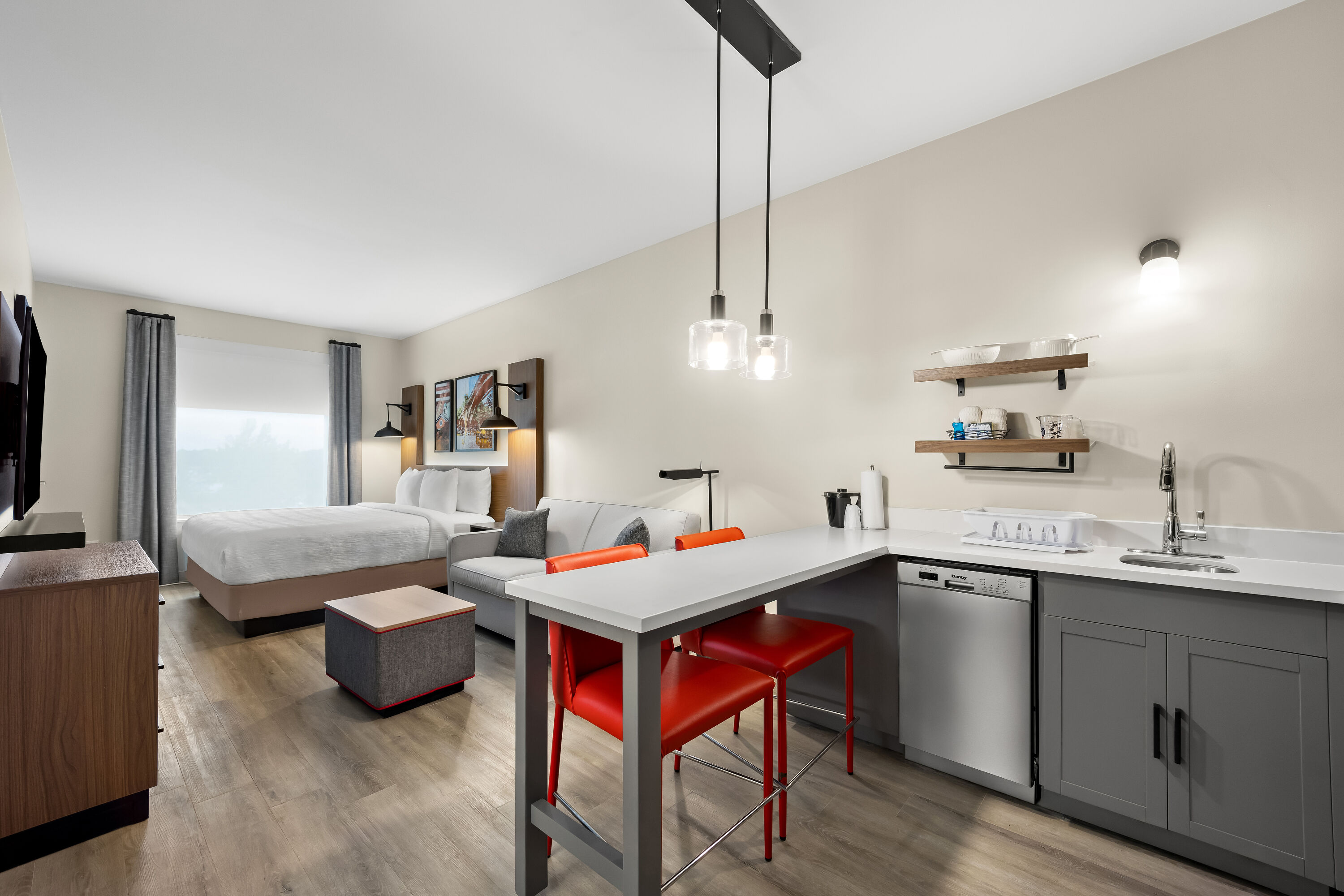 Hawthorn Extended Stay by Wyndham Mebane suite in Mebane, North Carolina