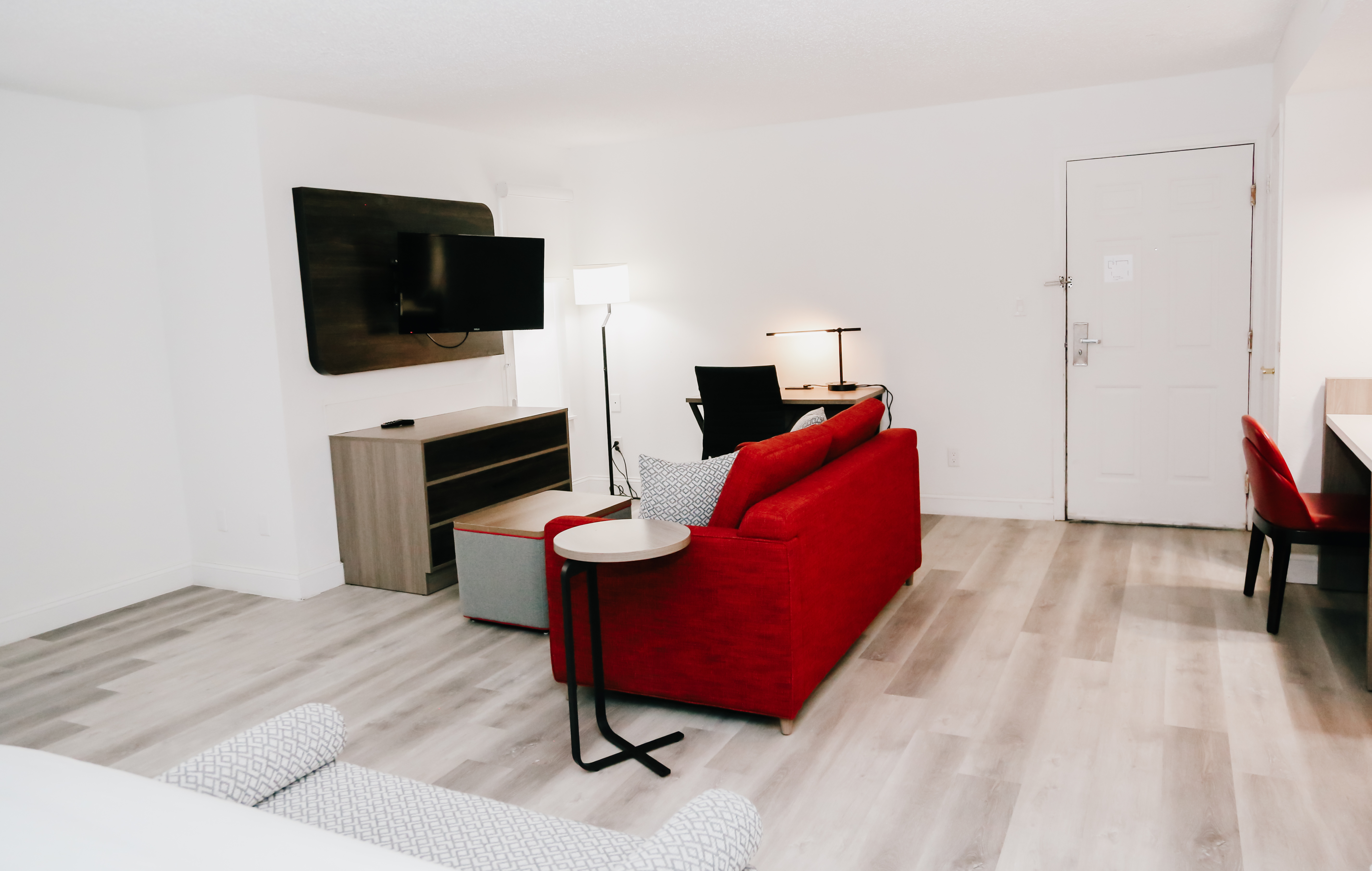 Guest room at the Hawthorn Suites by Wyndham Tinton Falls in Tinton Falls, New Jersey
