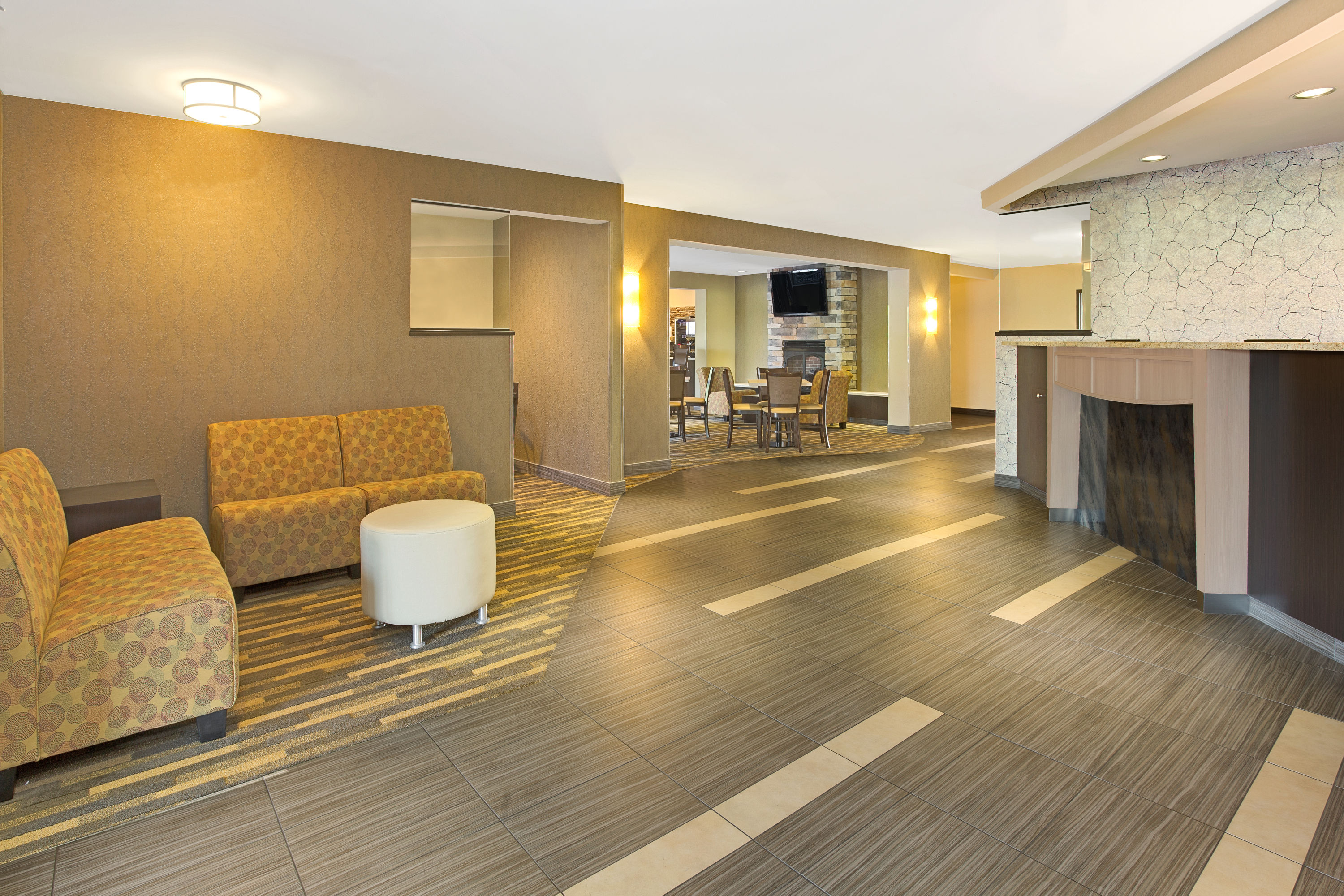 Hawthorn Suites By Wyndham Cincinnati Cincinnati Oh Hotels