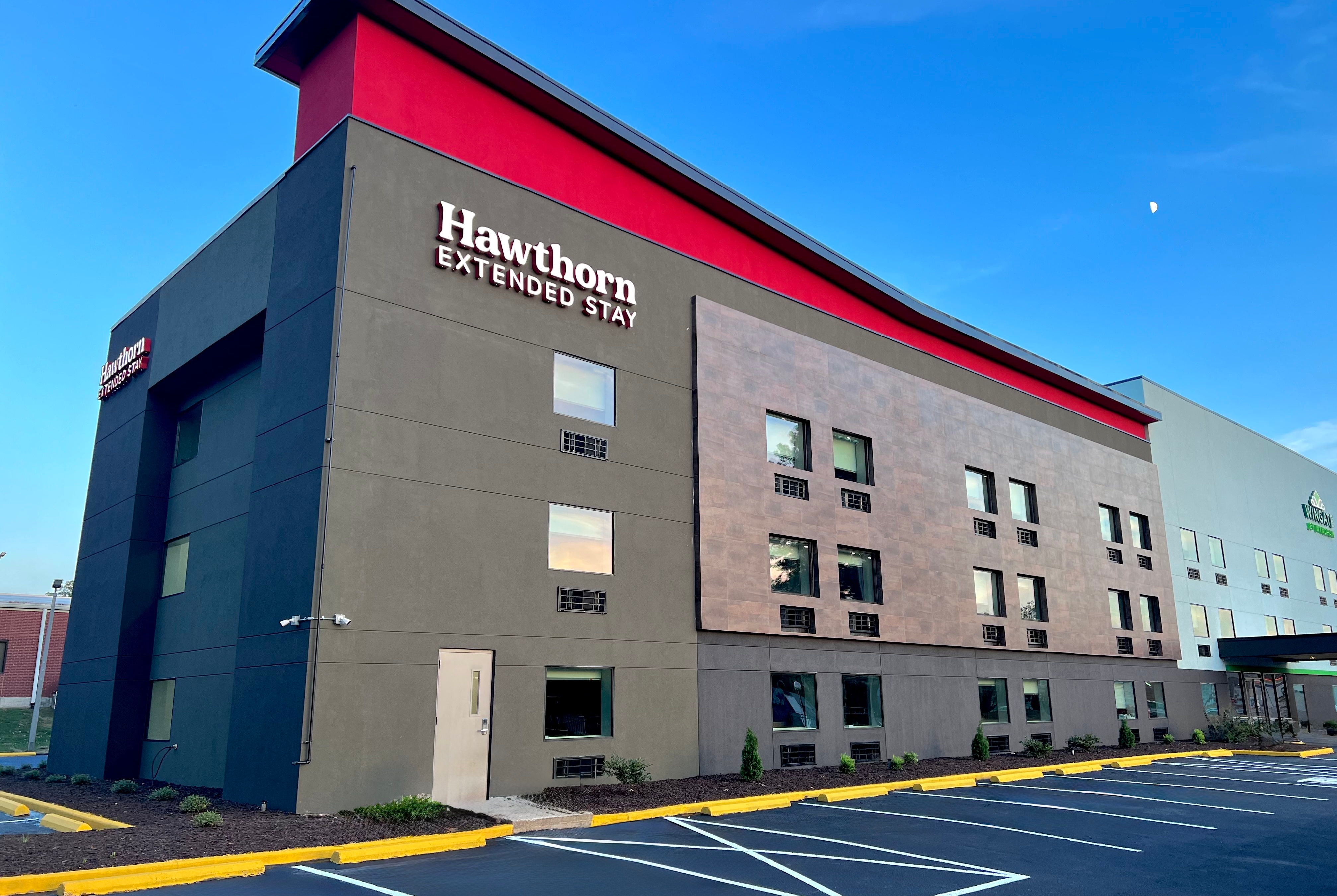Exterior of Hawthorn Extended Stay by Wyndham Jackson hotel in Jackson, Tennessee