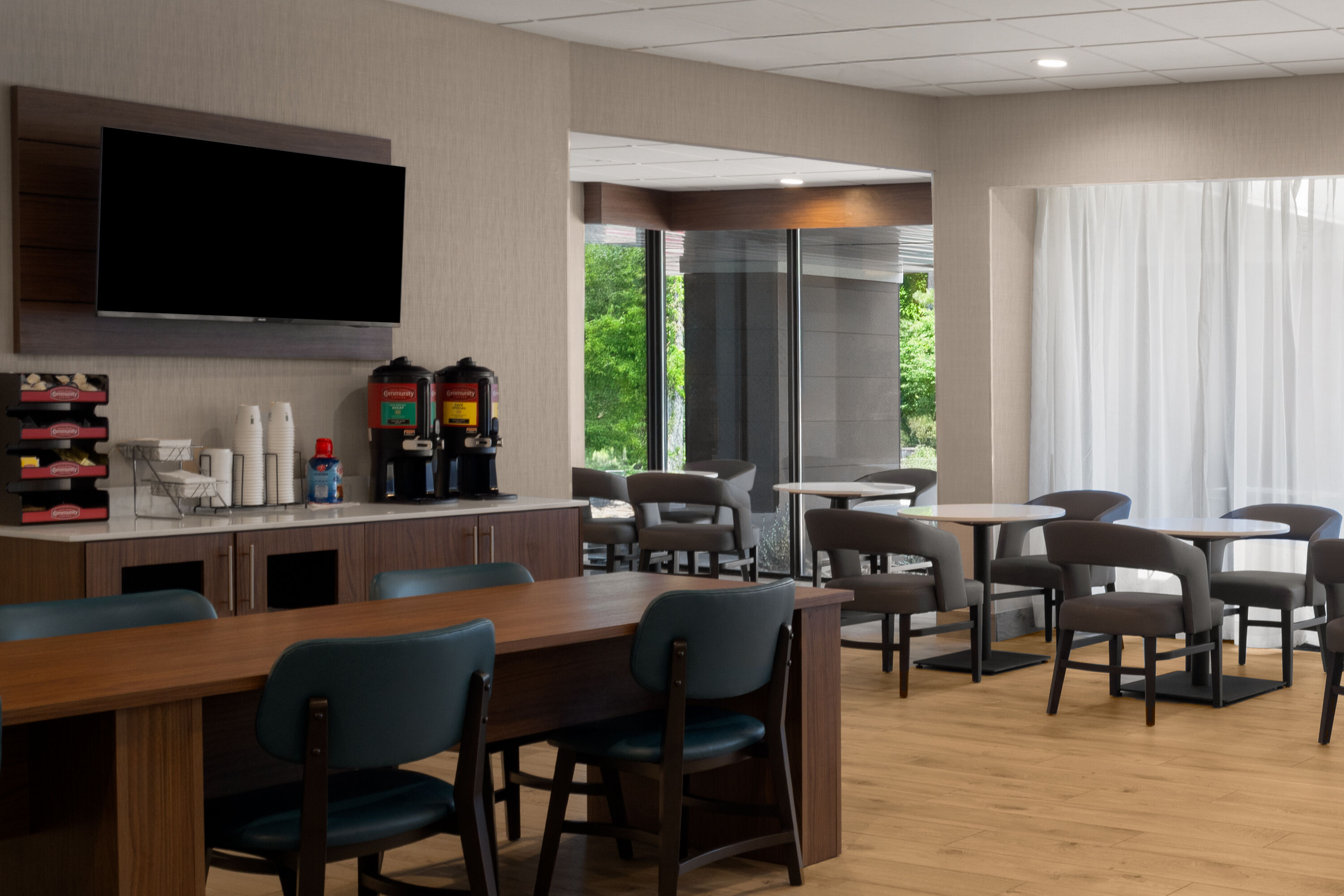 Free breakfast at Hawthorn Extended Stay by Wyndham Nashville Airport/Opryland in Nashville, Tennessee