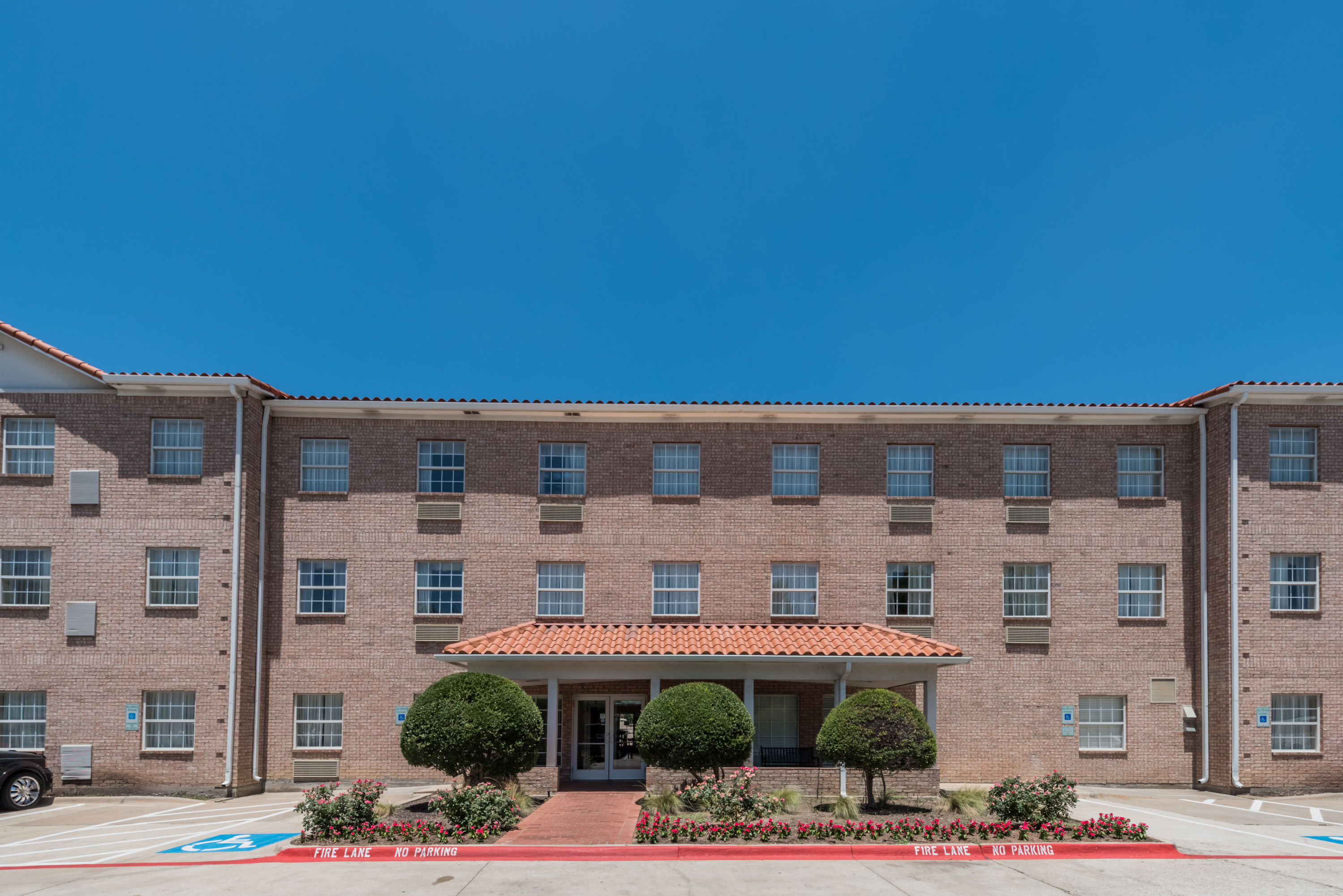 Hawthorn Suites By Wyndham Addison Galleria Addison Tx Hotels
