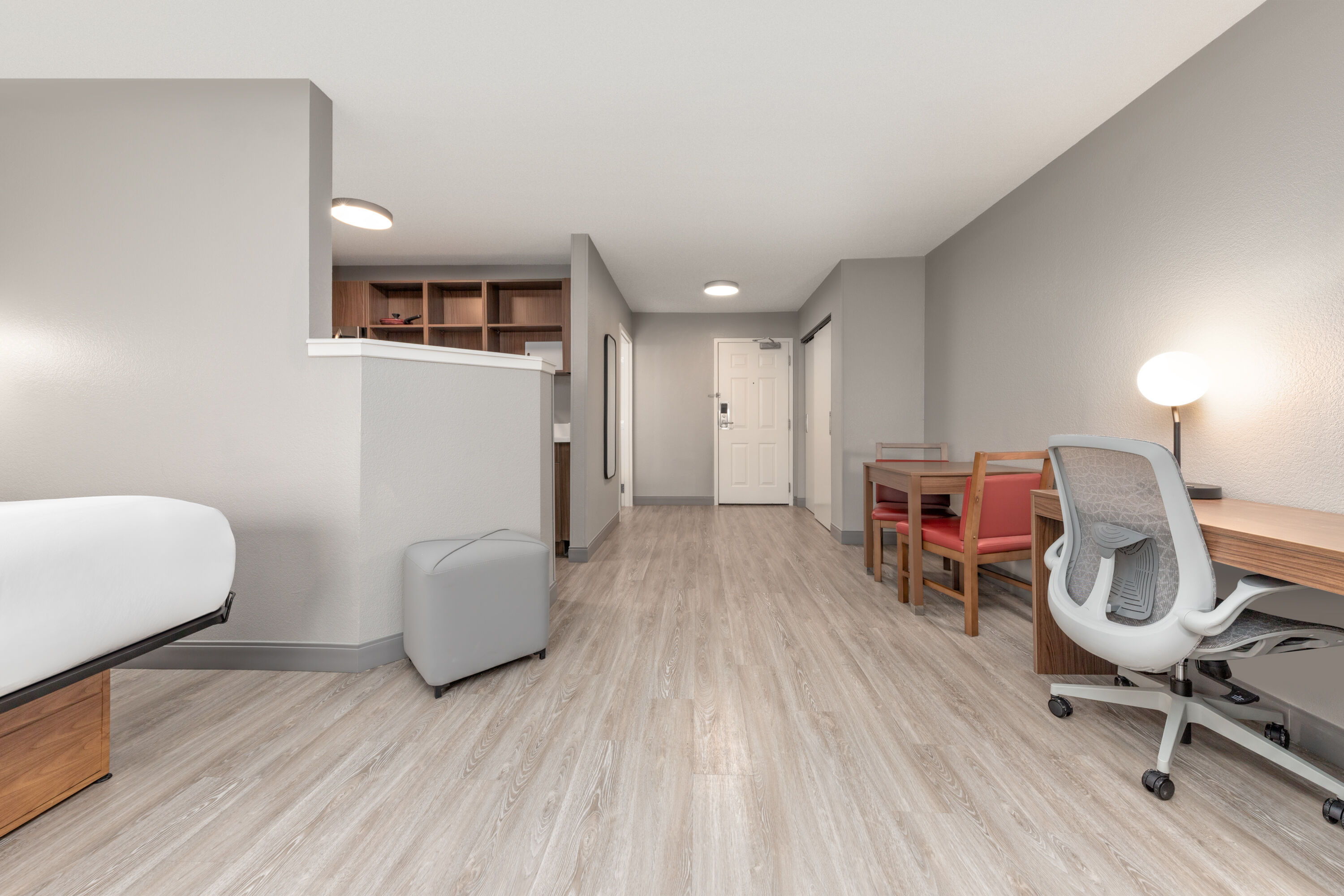 Hawthorn Extended Stay by Wyndham Bedford / Dallas suite in Bedford, Texas