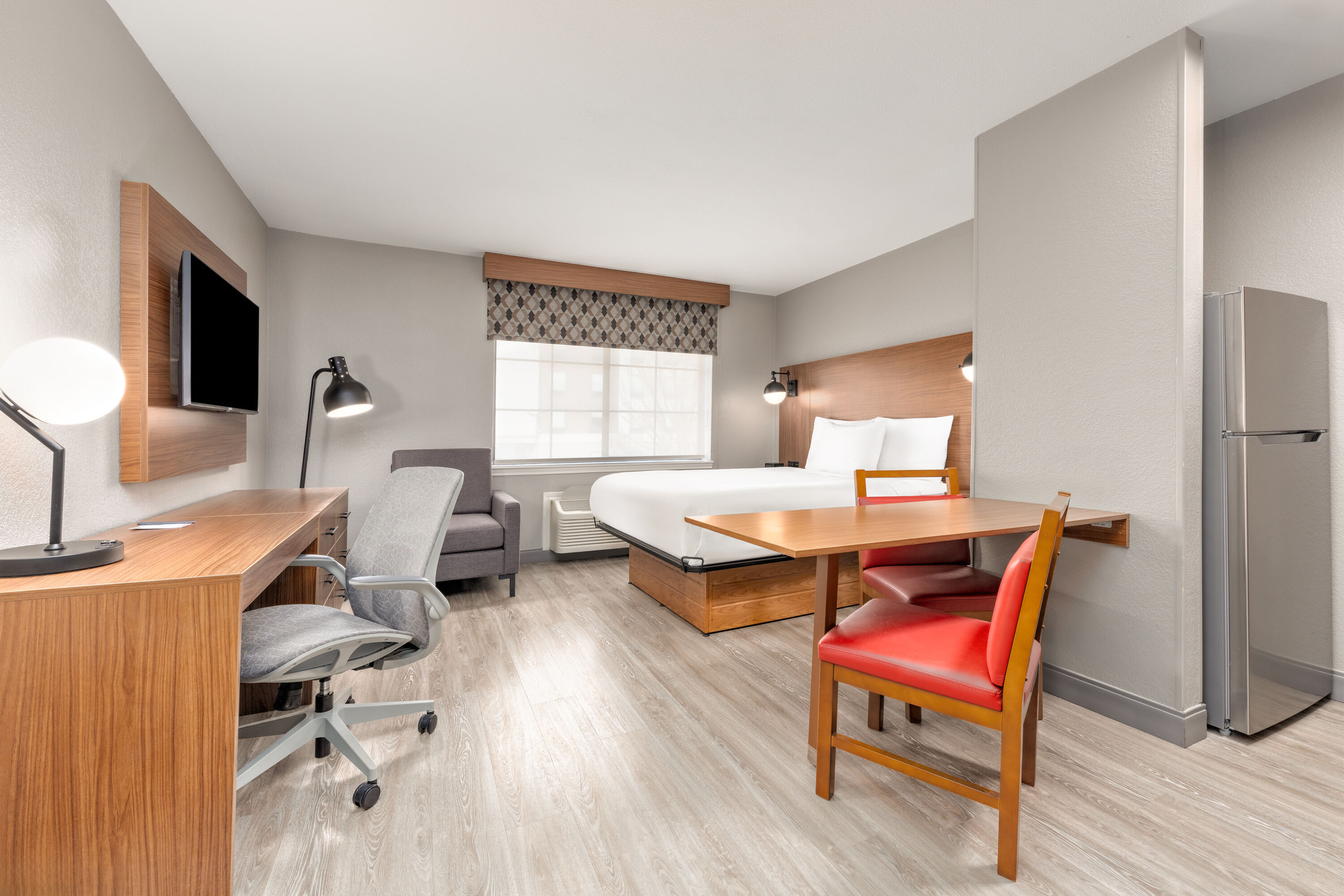 Hawthorn Extended Stay by Wyndham Bedford / Dallas suite in Bedford, Texas