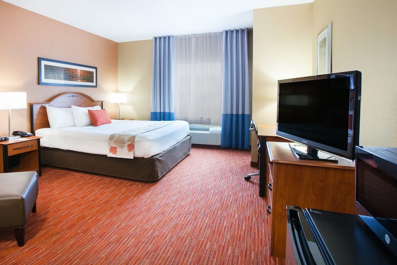 Guest room at the Hawthorn Suites by Wyndham Corpus Christi in Corpus Christi, Texas