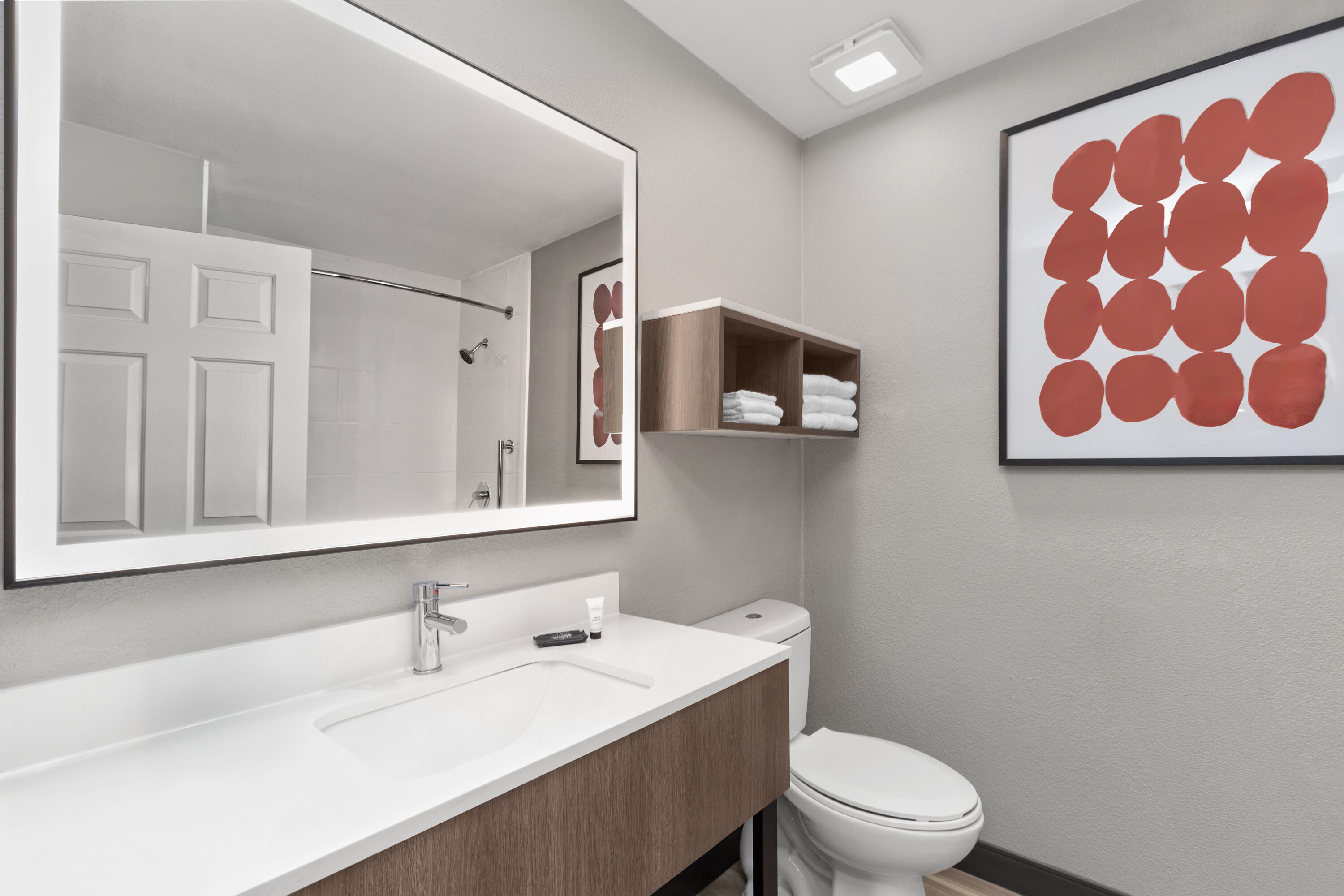 Guest room bath at the Hawthorn Extended Stay by Wyndham DFW Airport North in Irving, Texas
