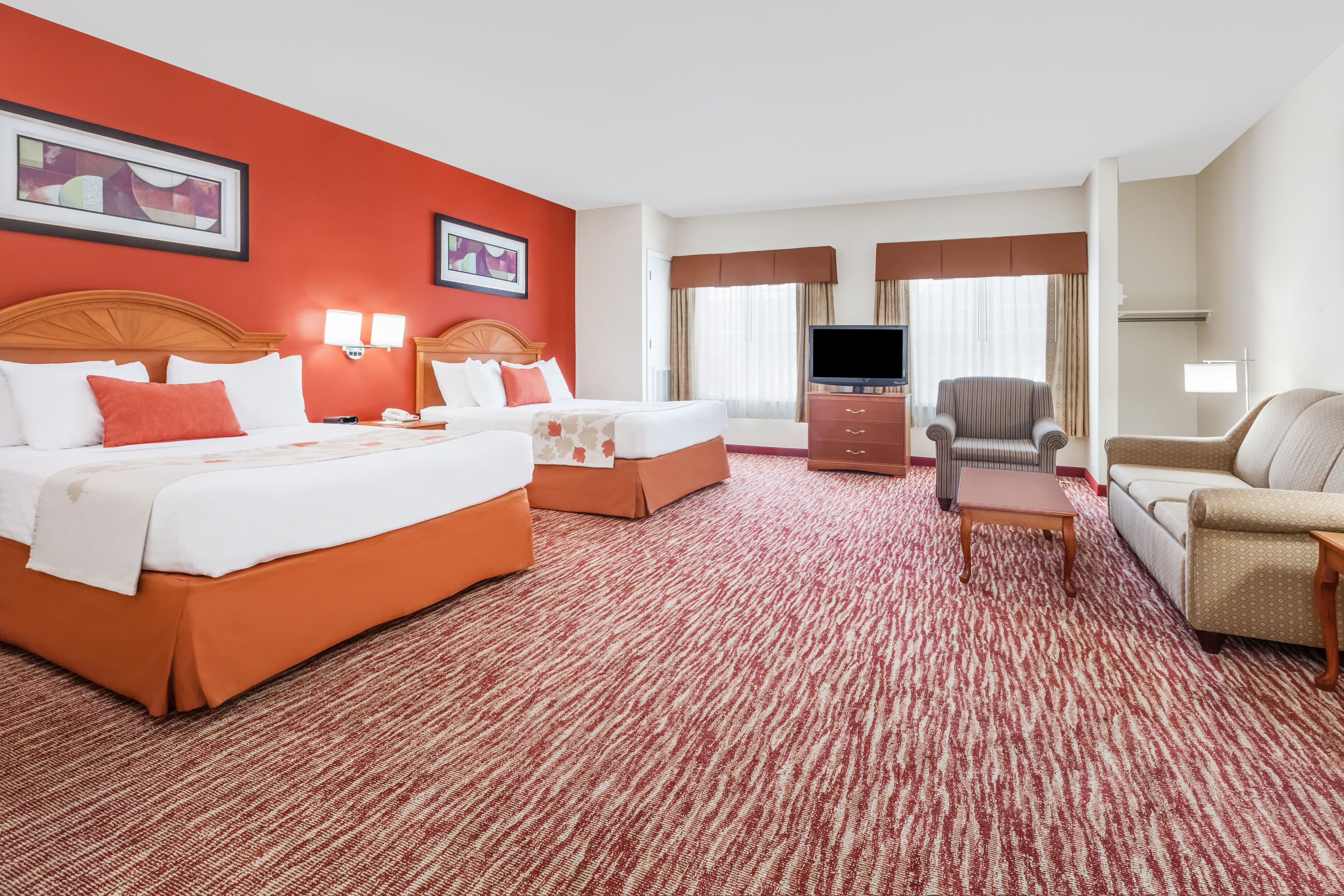 Guest room at the Hawthorn Suites By Wyndham Irving DFW South in Irving, Texas