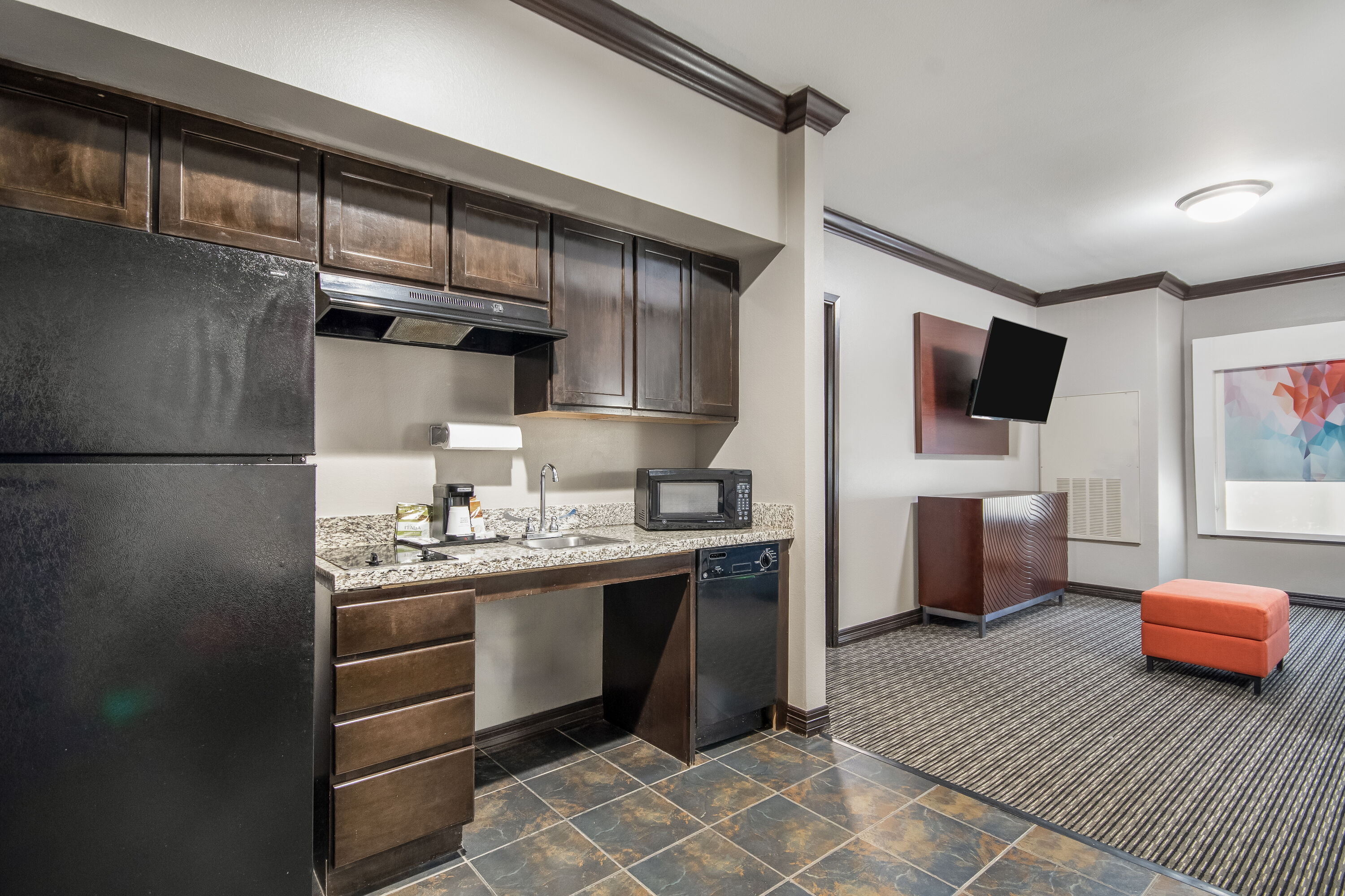Hawthorn Suites by Wyndham Lubbock suite in Lubbock, Texas