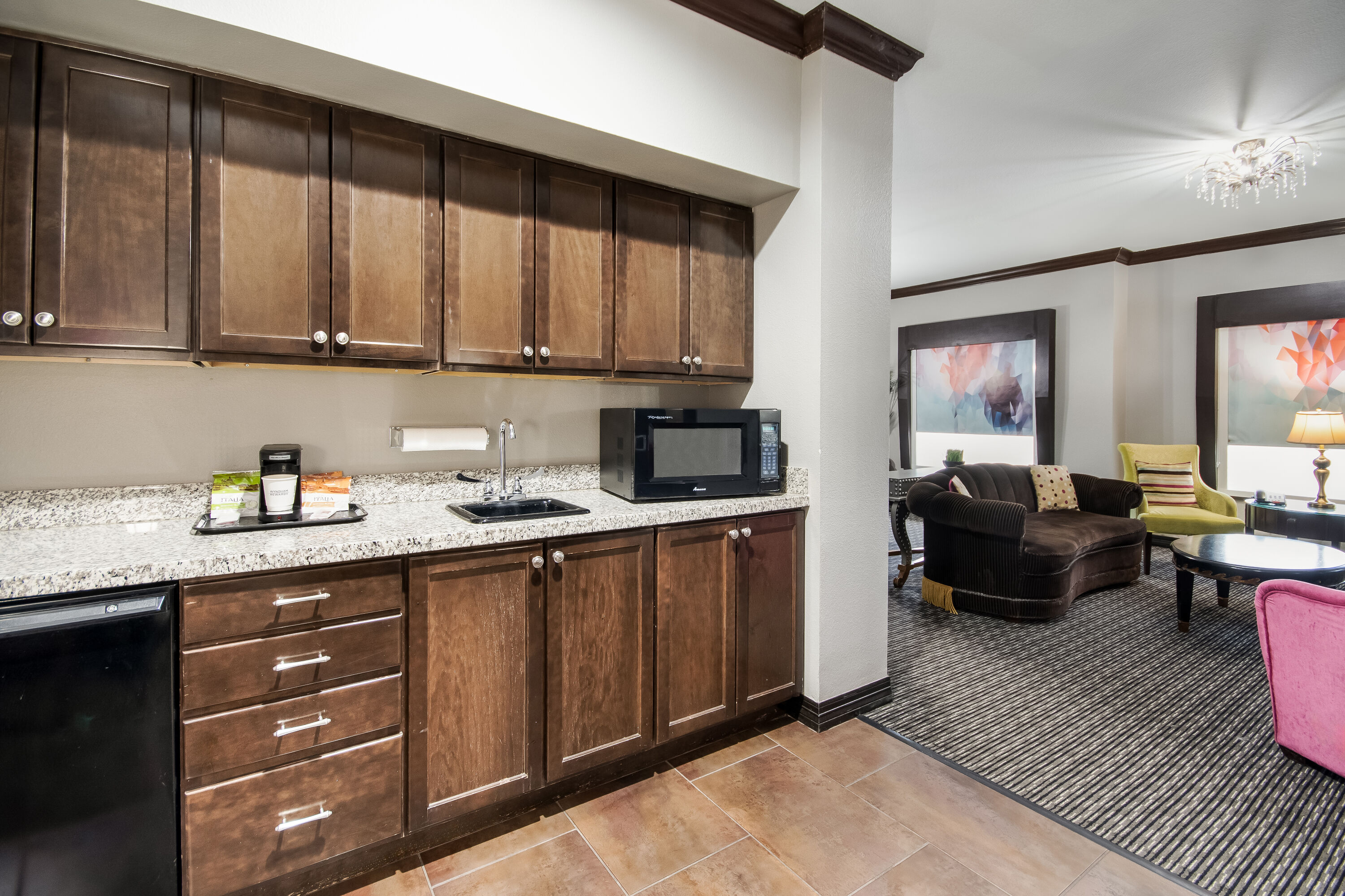 Hawthorn Suites by Wyndham Lubbock suite in Lubbock, Texas