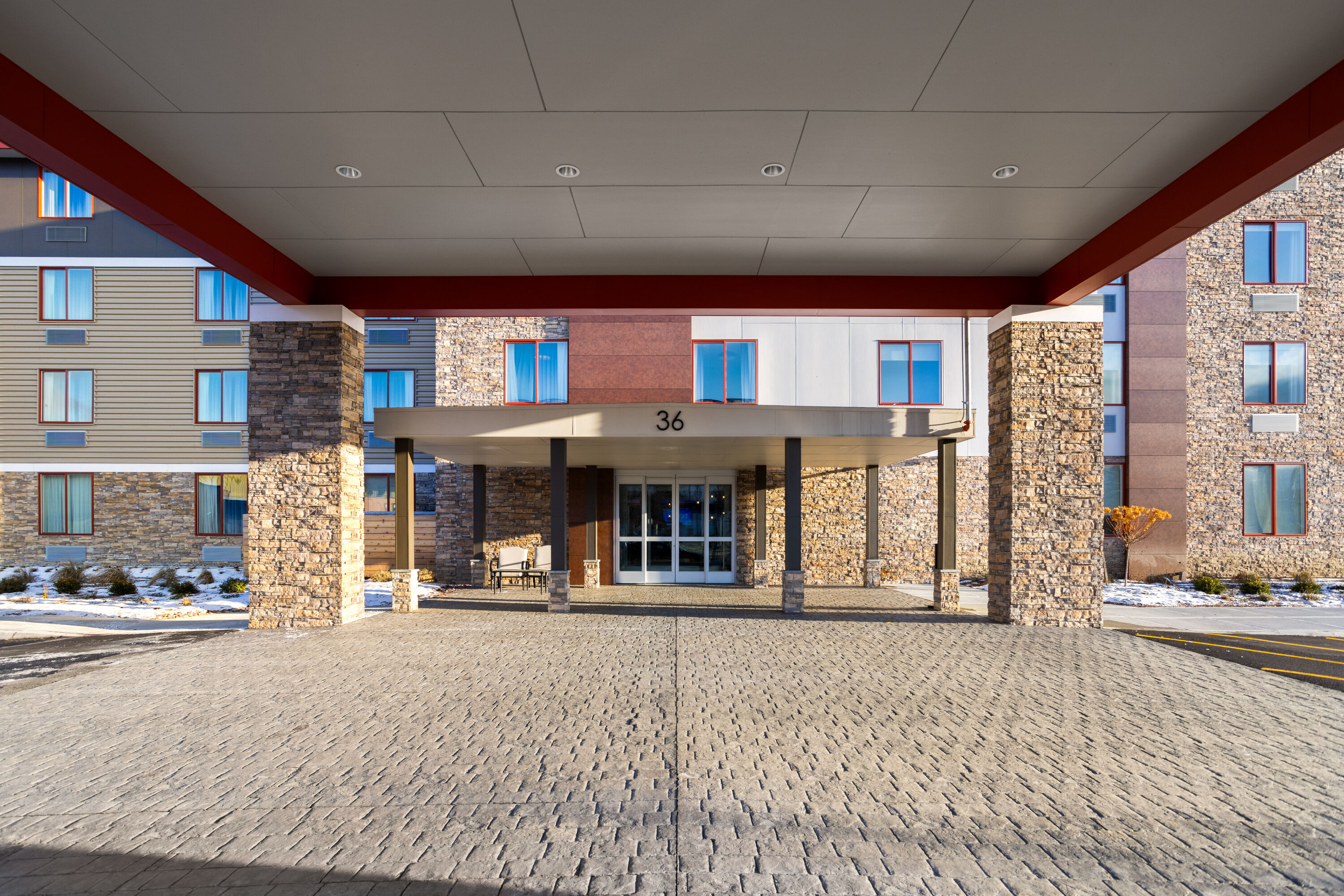 Exterior Day Image of Hawthorn Extended Stay by Wyndham Williston/Burlington hotel in Williston, Vermont