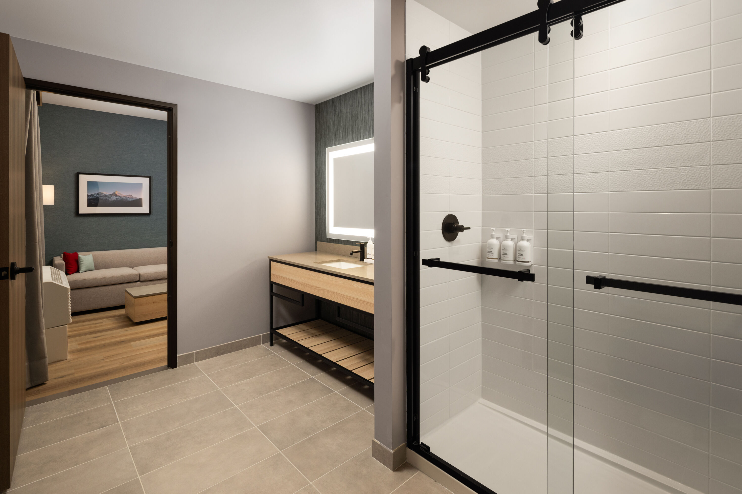 Guest room bath at the Hawthorn Extended Stay by Wyndham Leavenworth in Leavenworth, Washington