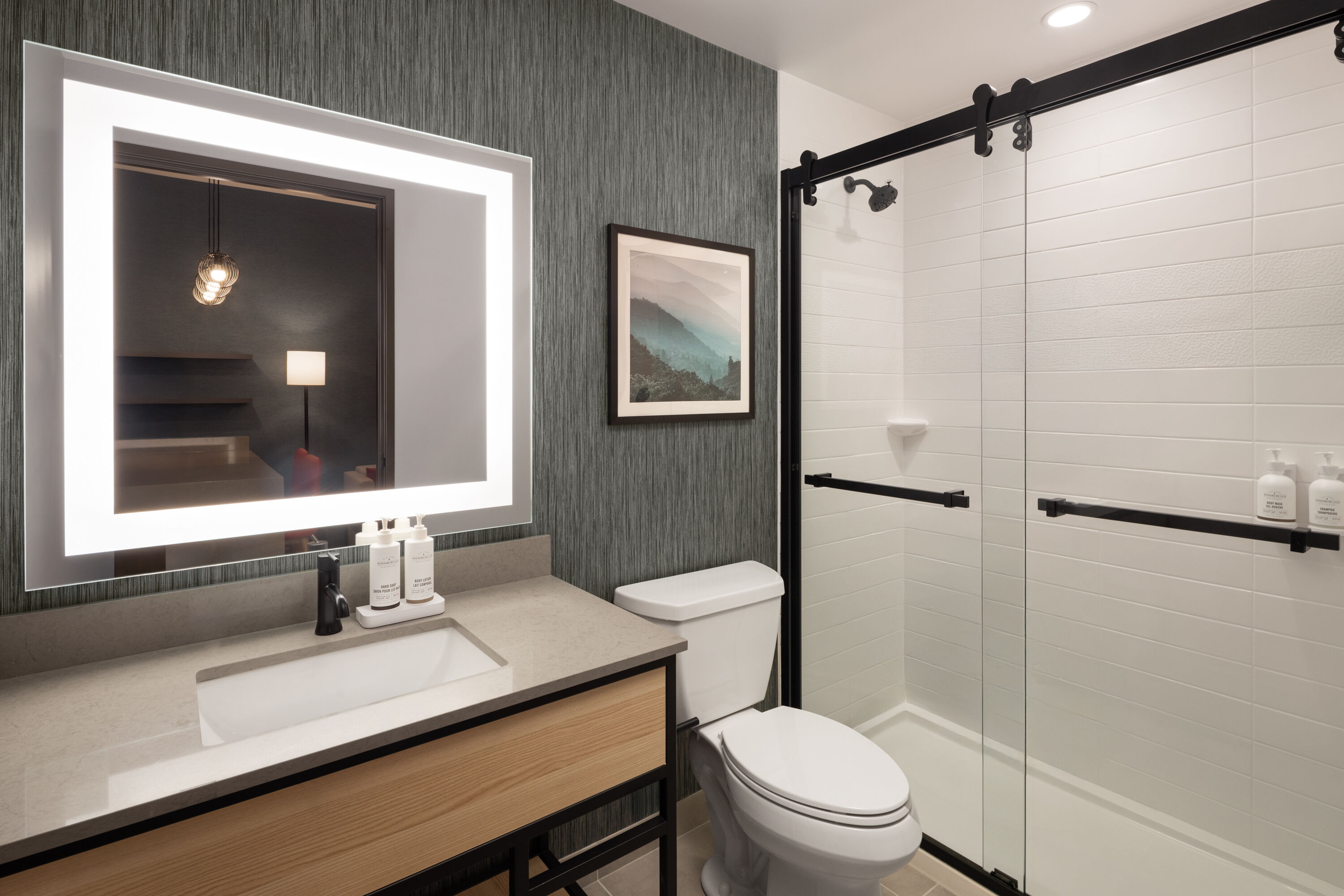 Guest room bath at the Hawthorn Extended Stay by Wyndham Leavenworth in Leavenworth, Washington