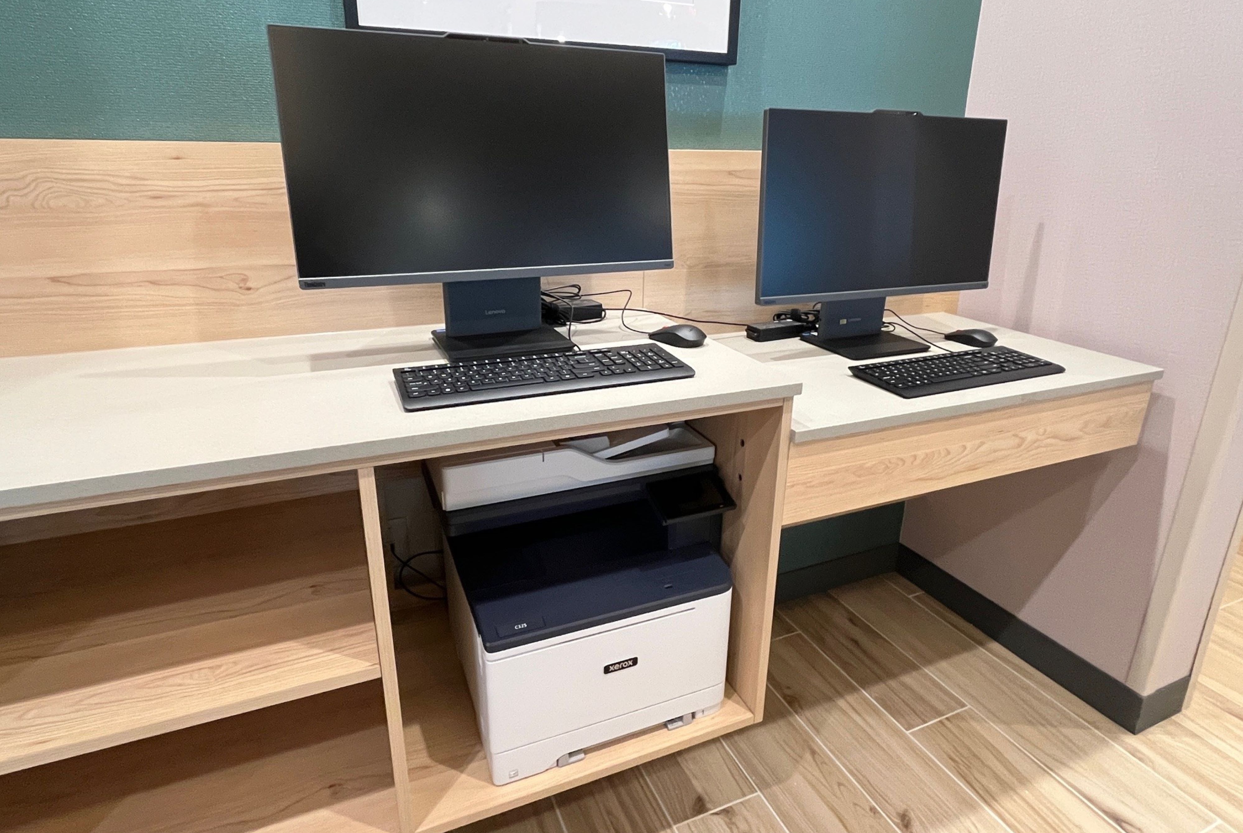 Hawthorn Extended Stay by Wyndham Leavenworth business center in Leavenworth, Washington