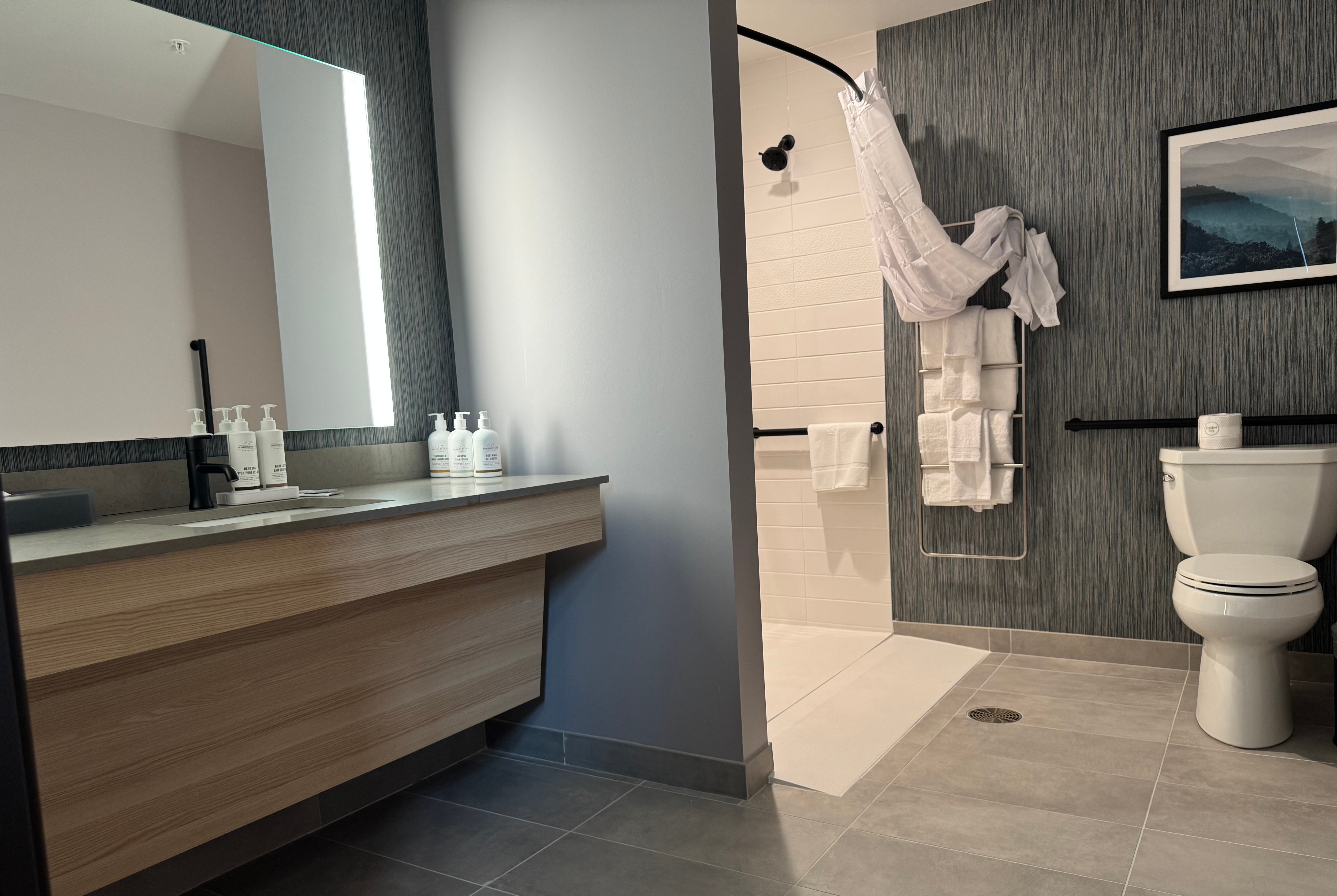 Guest room bath at the Hawthorn Extended Stay by Wyndham Leavenworth in Leavenworth, Washington