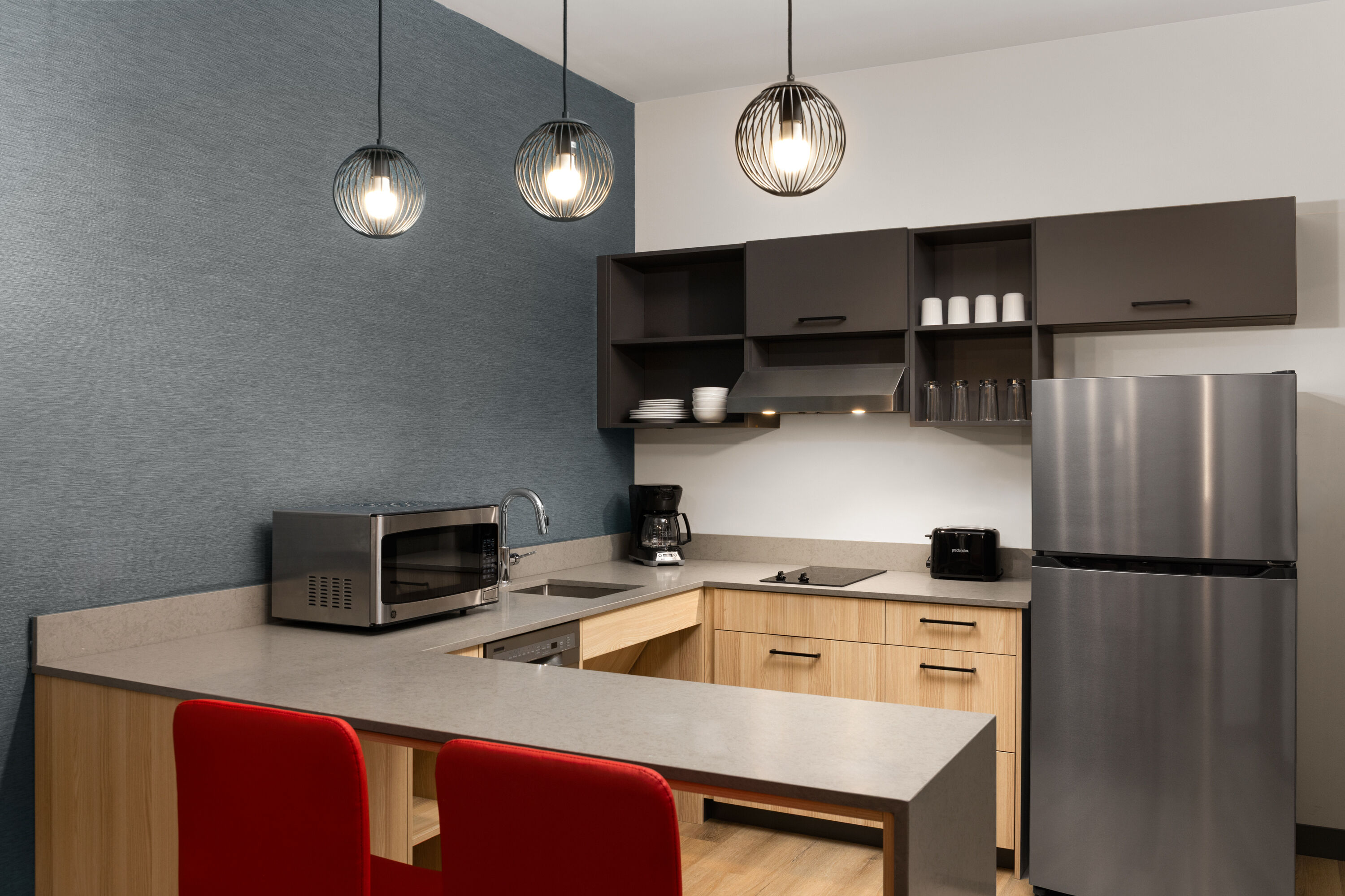 Guest room at the Hawthorn Extended Stay by Wyndham Leavenworth in Leavenworth, Washington