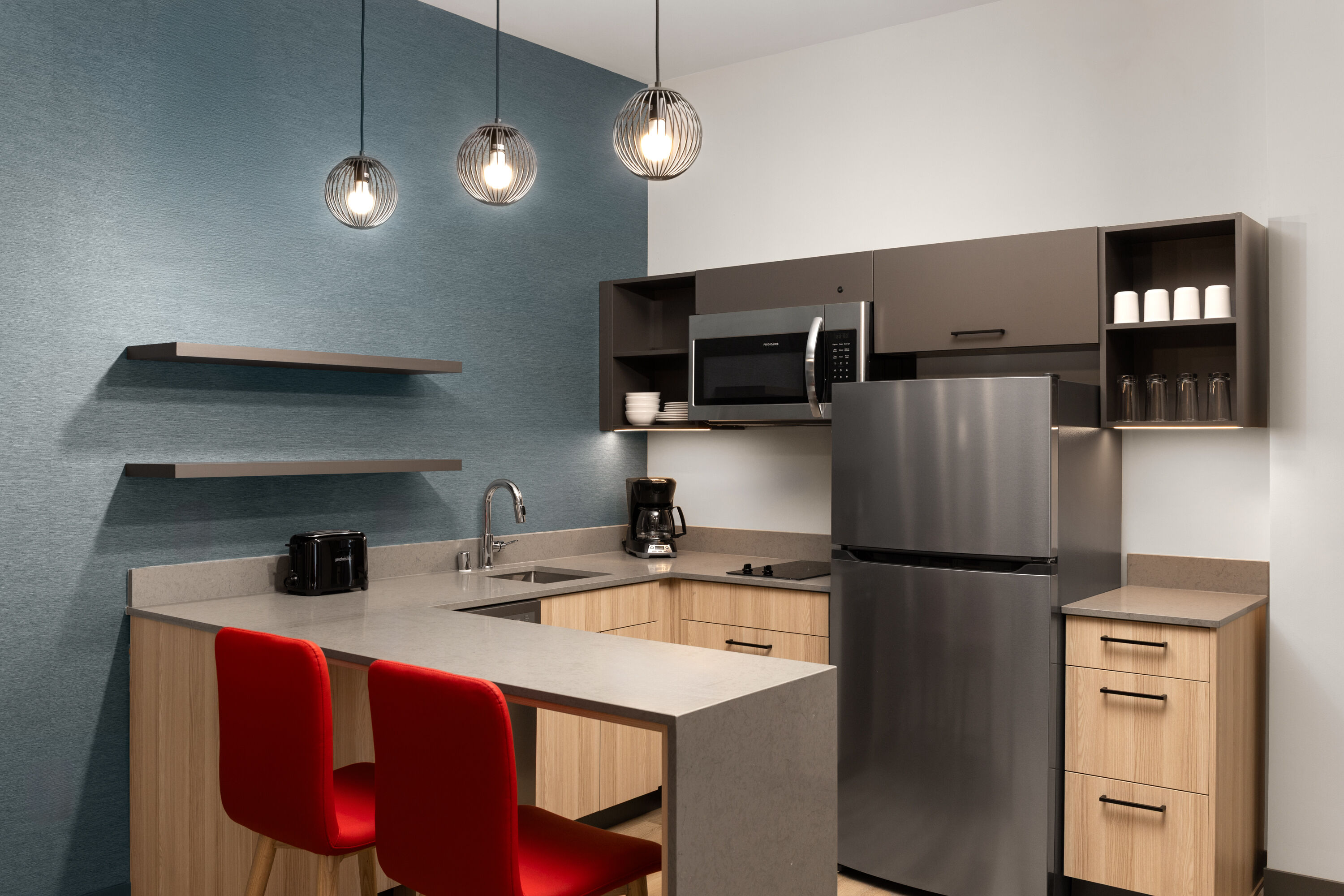 Guest room at the Hawthorn Extended Stay by Wyndham Leavenworth in Leavenworth, Washington