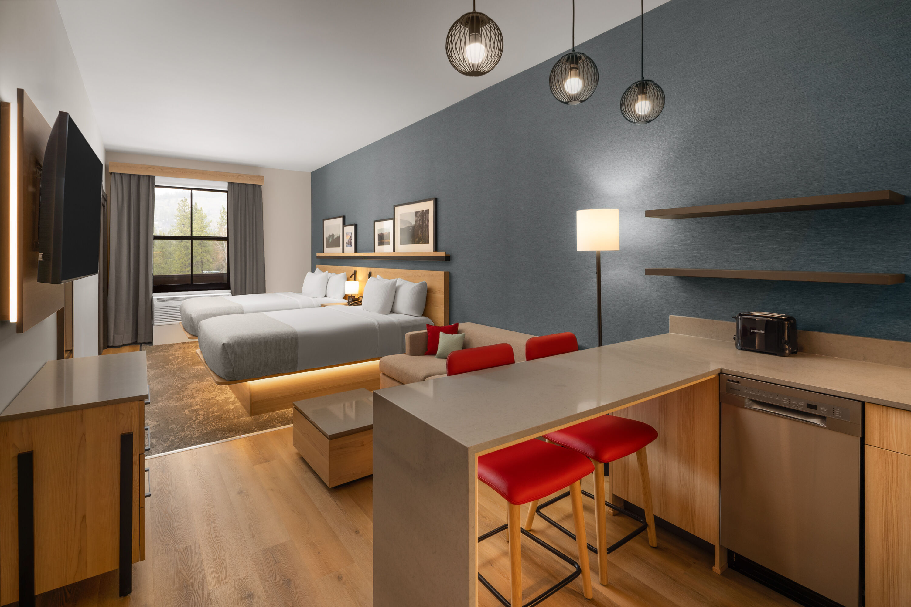 Guest room at the Hawthorn Extended Stay by Wyndham Leavenworth in Leavenworth, Washington