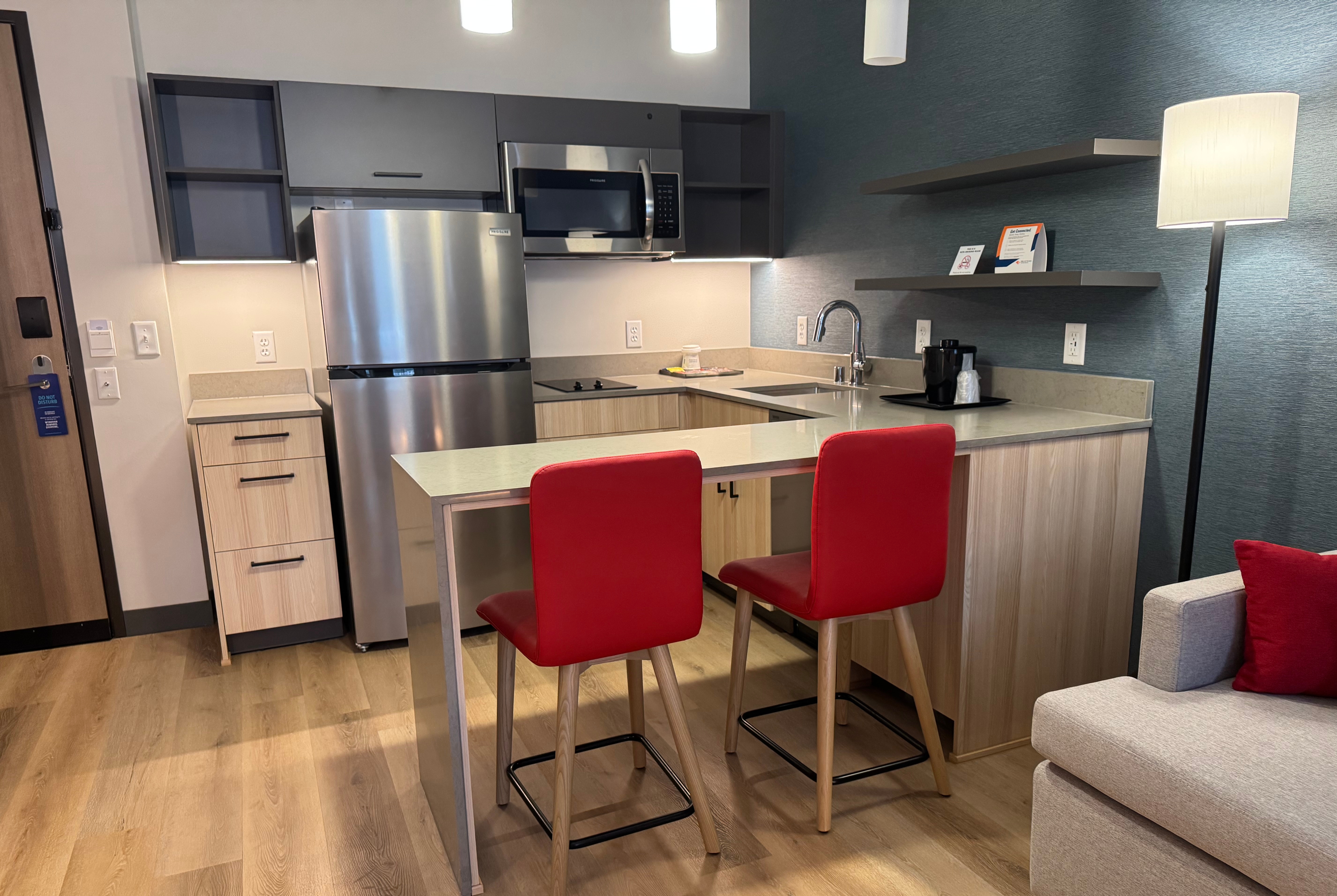 Guest room at the Hawthorn Extended Stay by Wyndham Leavenworth in Leavenworth, Washington