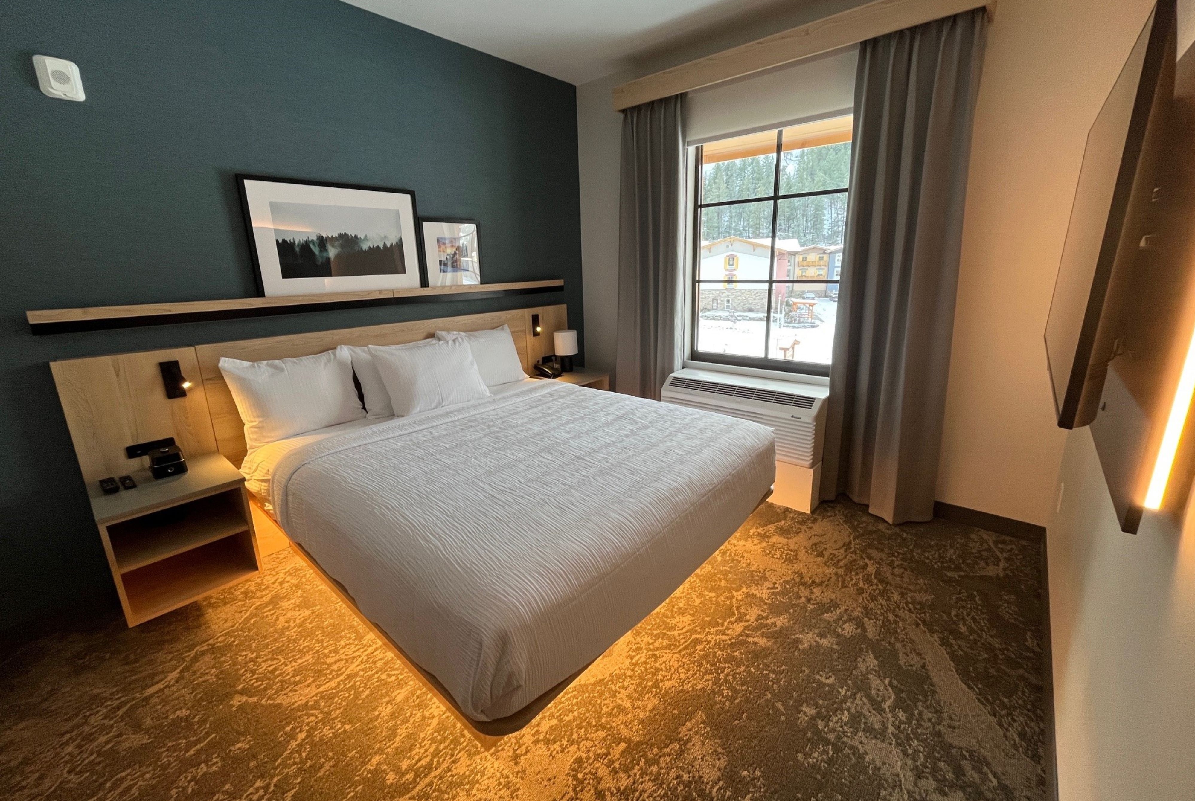 Guest room at the Hawthorn Extended Stay by Wyndham Leavenworth in Leavenworth, Washington