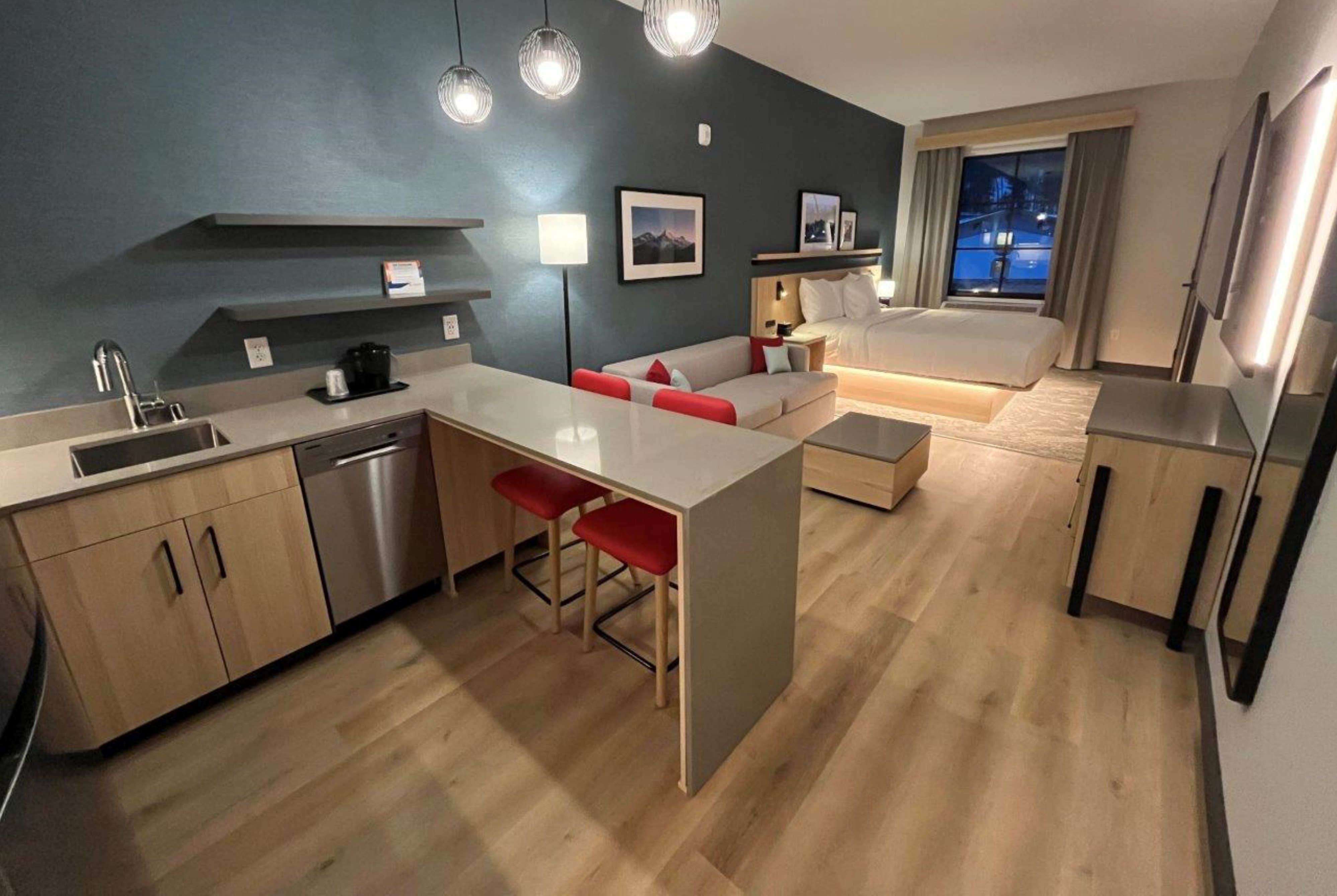 Guest room at the Hawthorn Extended Stay by Wyndham Leavenworth in Leavenworth, Washington