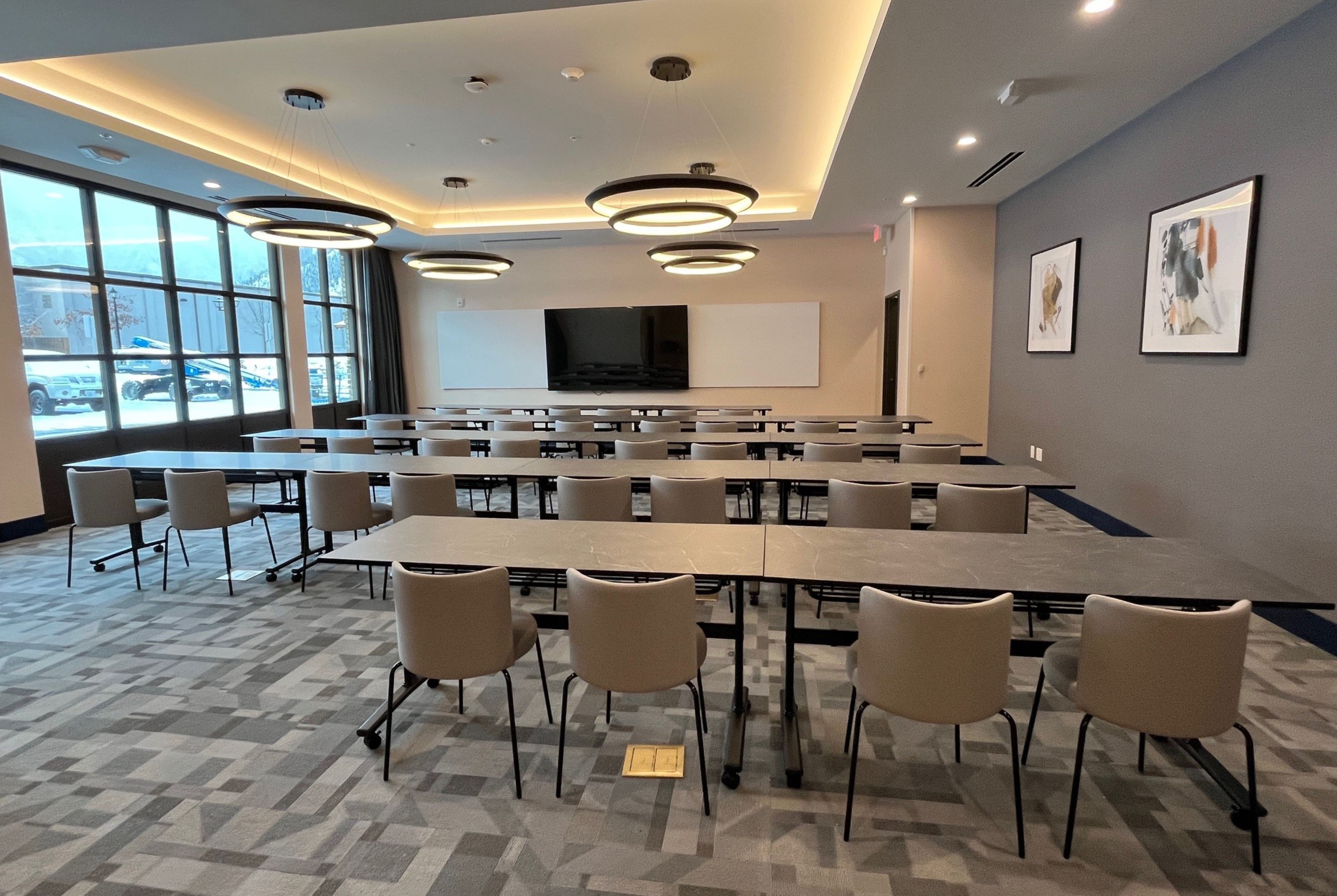 Meeting room at Hawthorn Extended Stay by Wyndham Leavenworth in Leavenworth, Washington