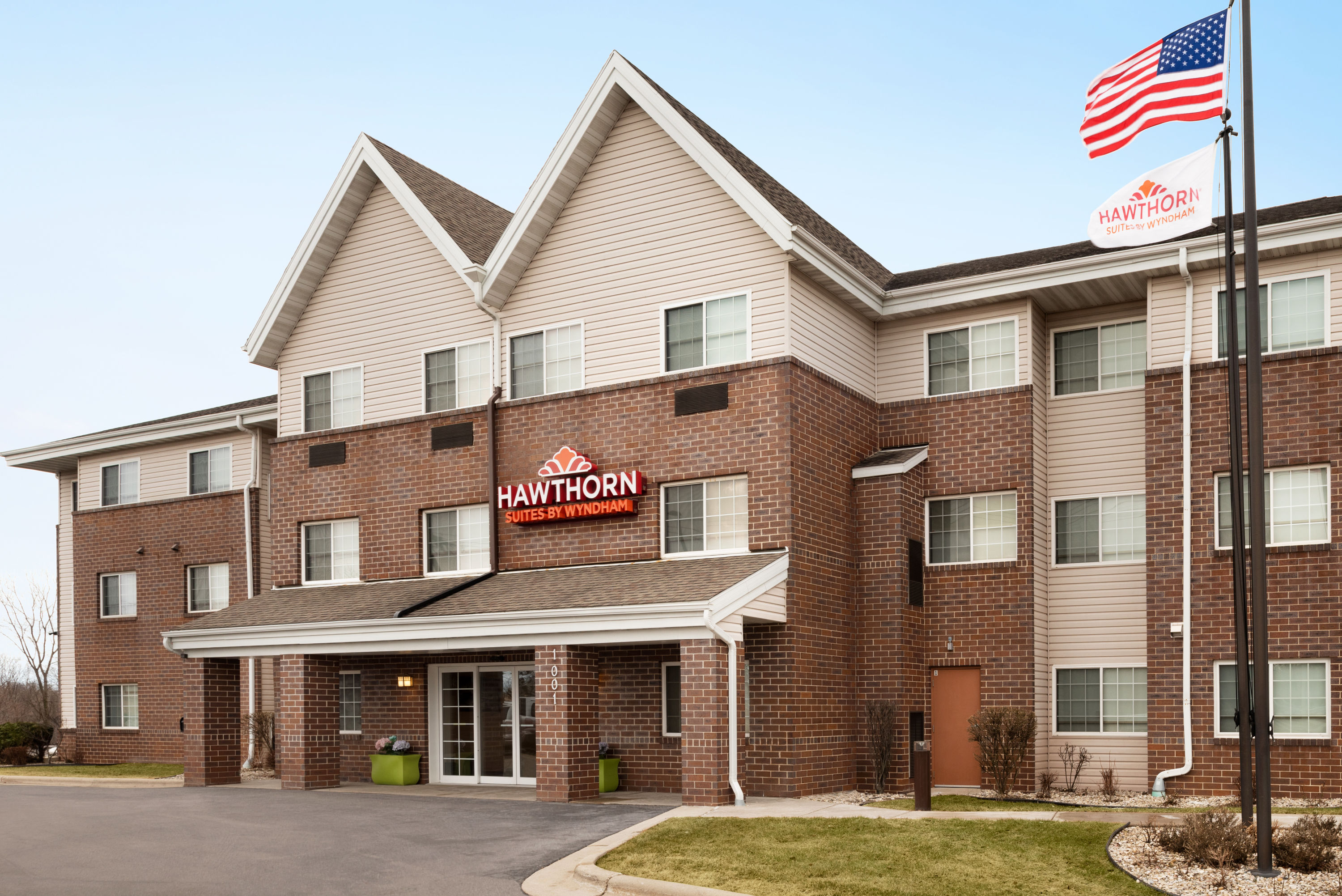 Hawthorn Suites By Wyndham Oak Creek Milwaukee Airport Oak Creek Wi Hotels