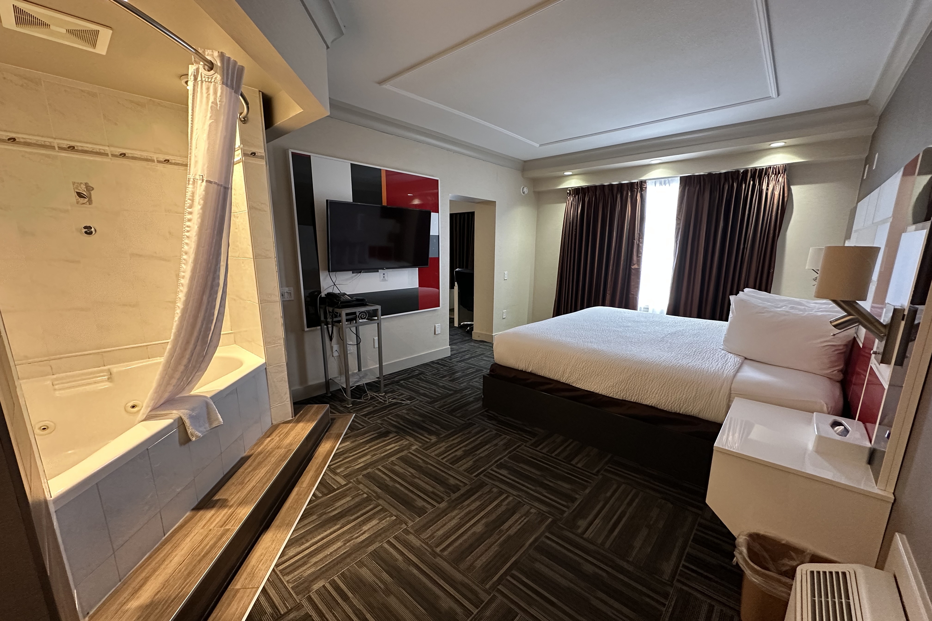 Guest room at the Baymont by Wyndham Medicine Hat in Medicine Hat, Alberta