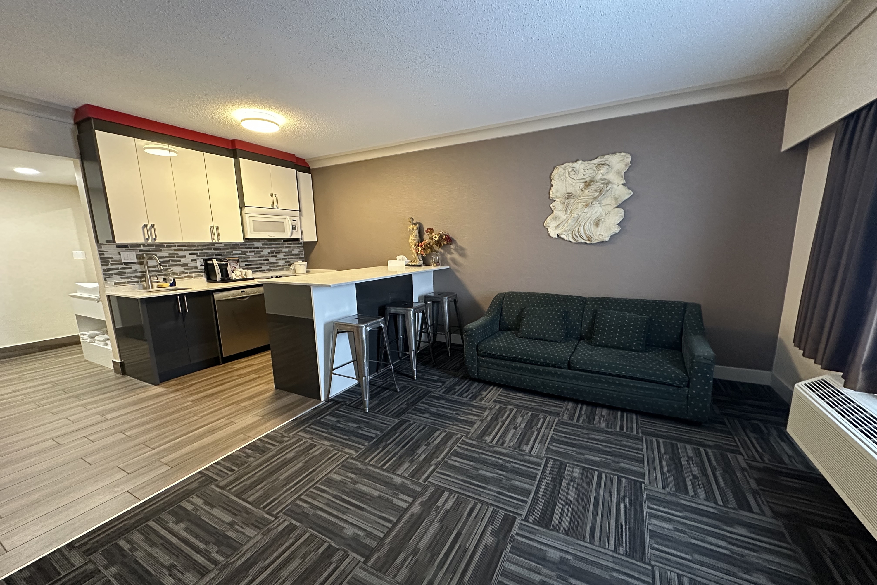 Guest room at the Baymont by Wyndham Medicine Hat in Medicine Hat, Alberta