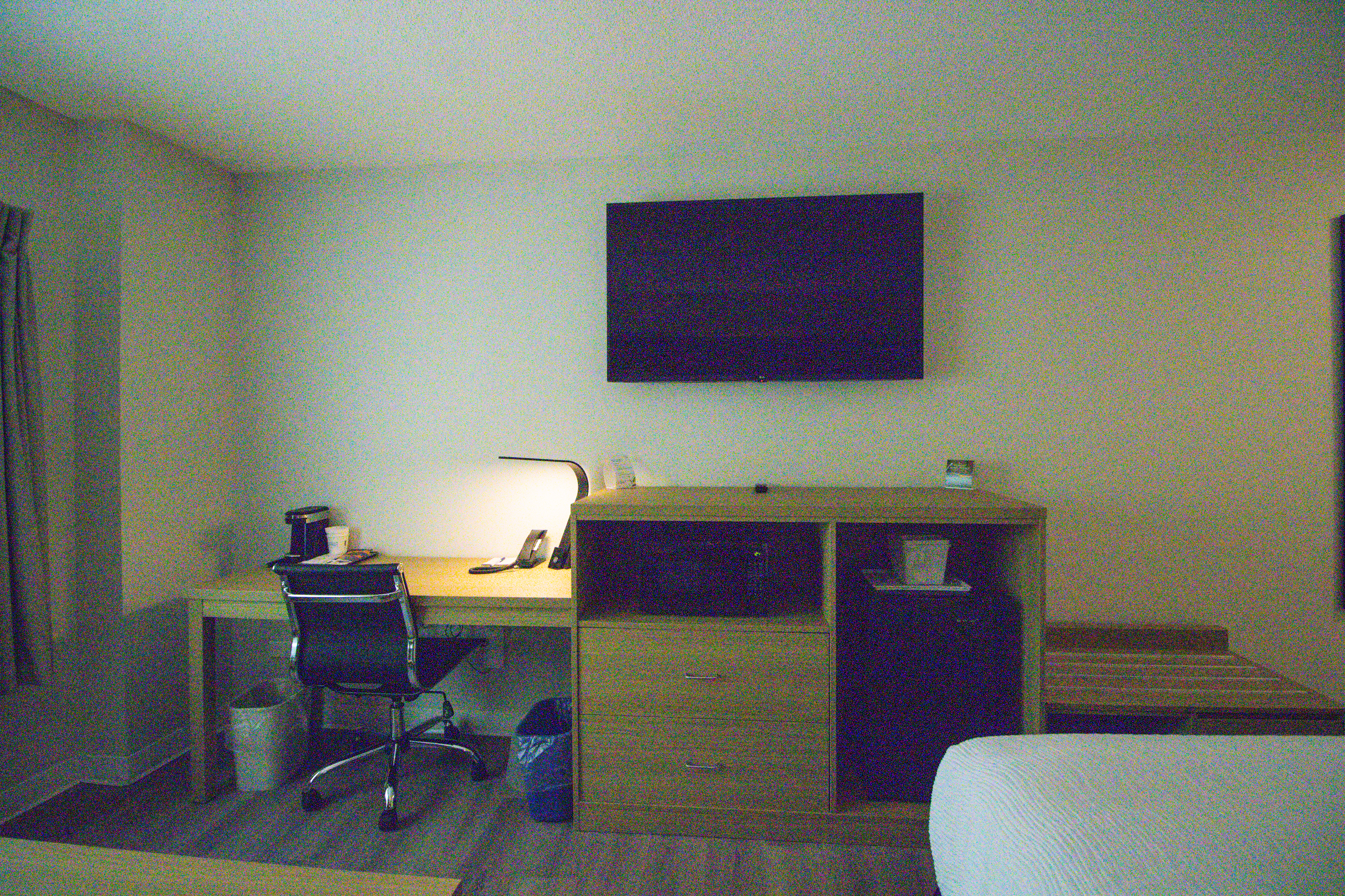 Guest room at the Baymont by Wyndham Gold River in Gold River, British Columbia