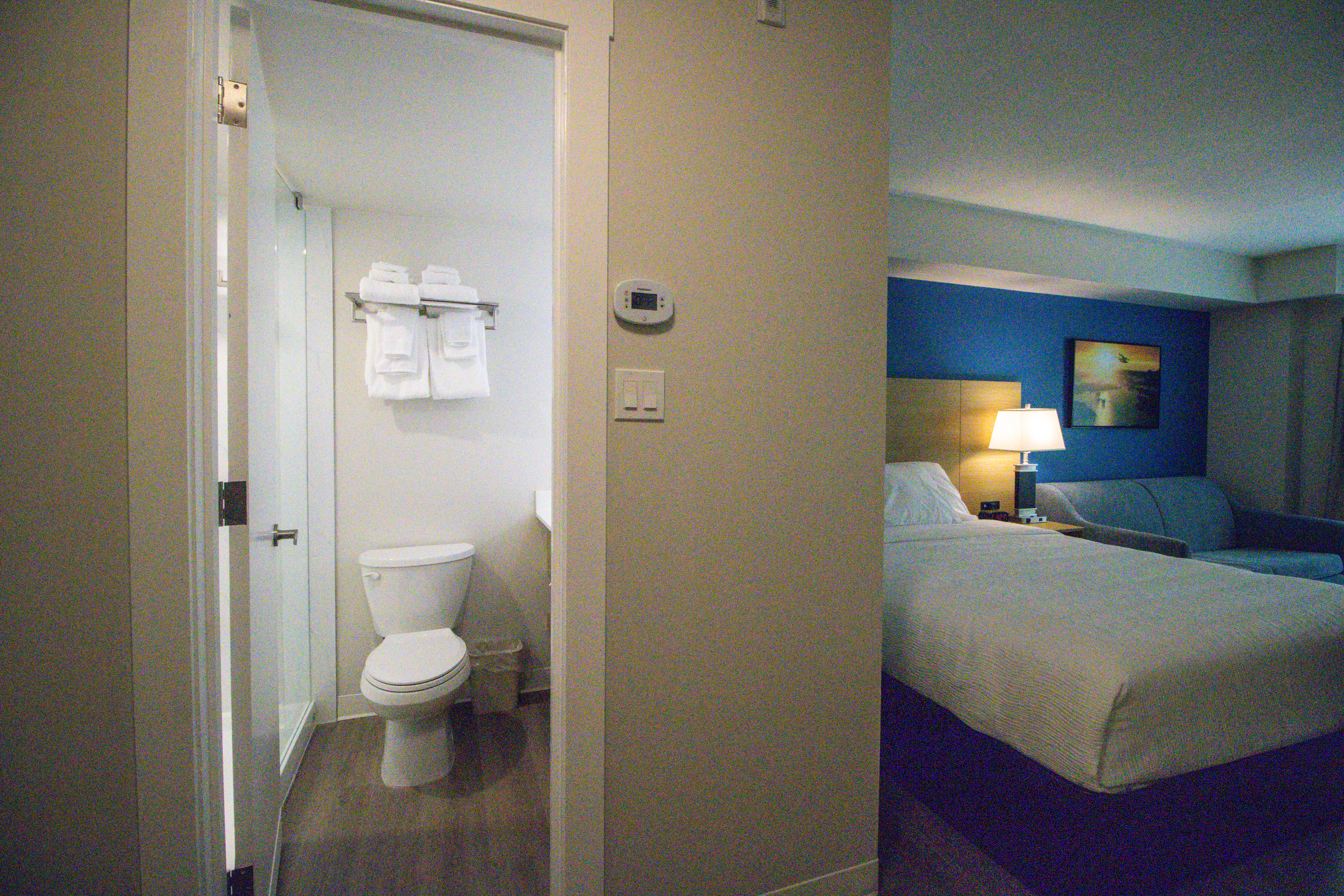 Guest room at the Baymont by Wyndham Gold River in Gold River, British Columbia