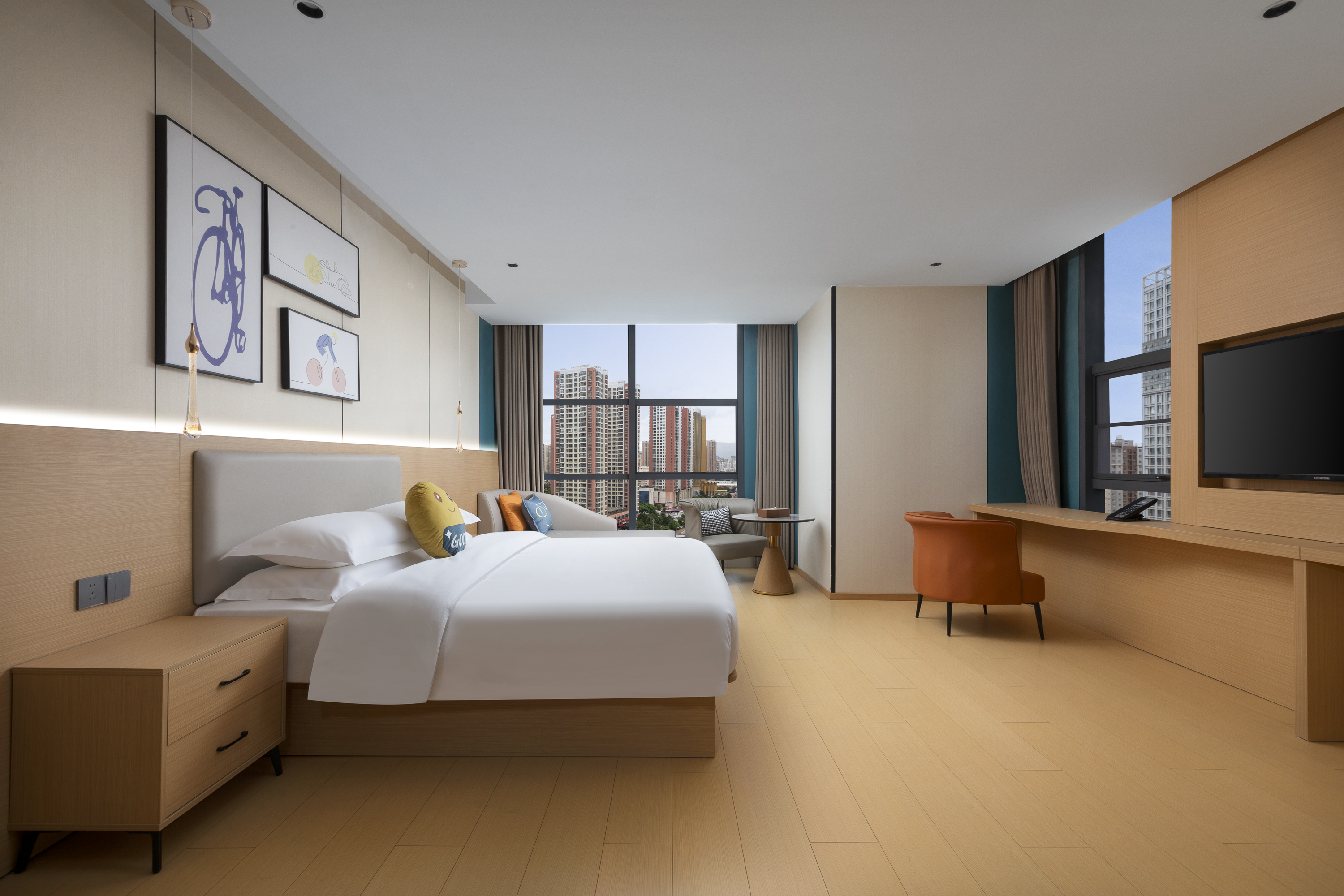 Guest room at the Baymont Kunming Economic Development Zone in Kunming, Other than US/Canada