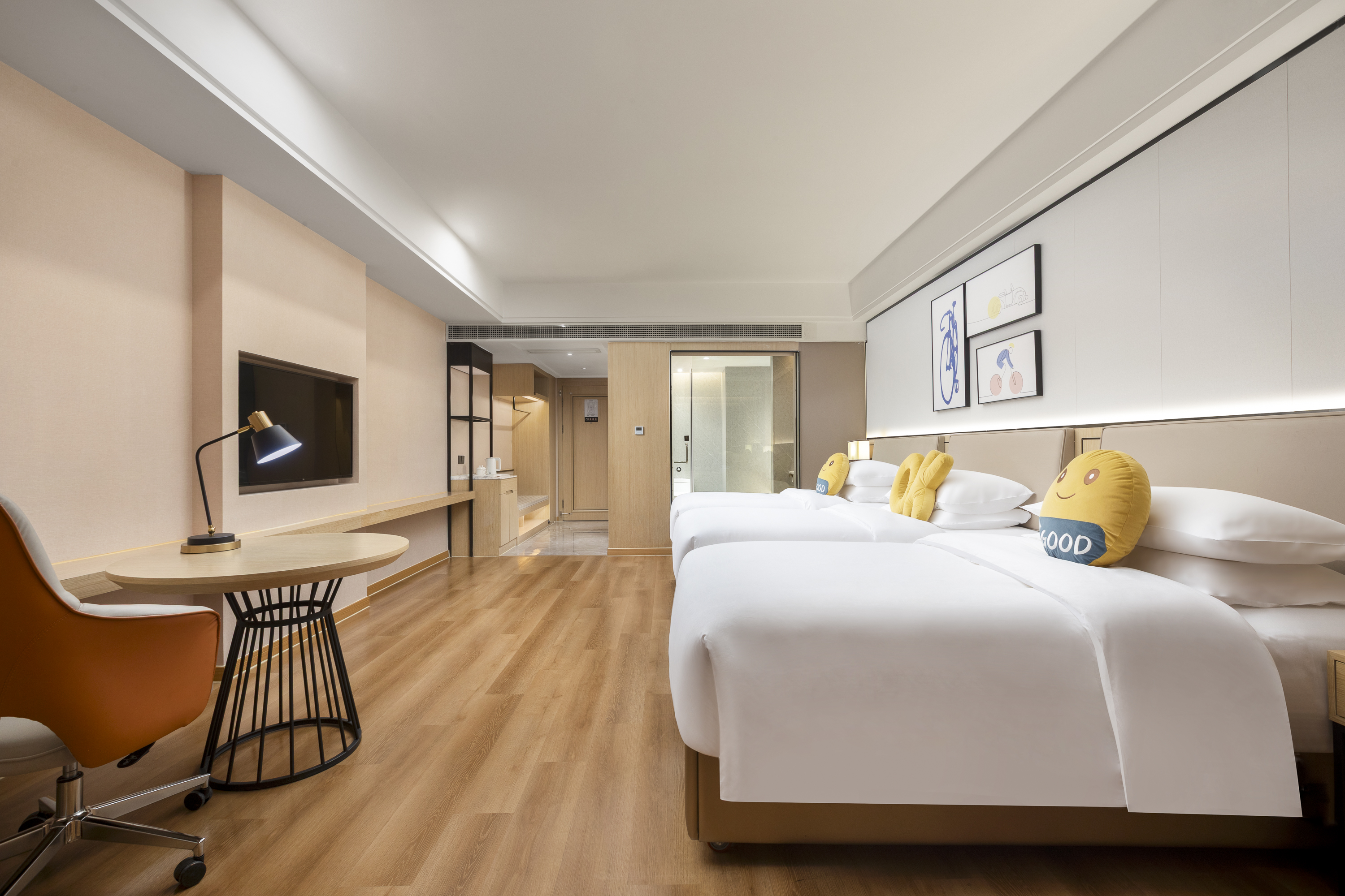 Guest room at the Baymont by Wyndham Kunming Wuhua in Kunming, Other than US/Canada