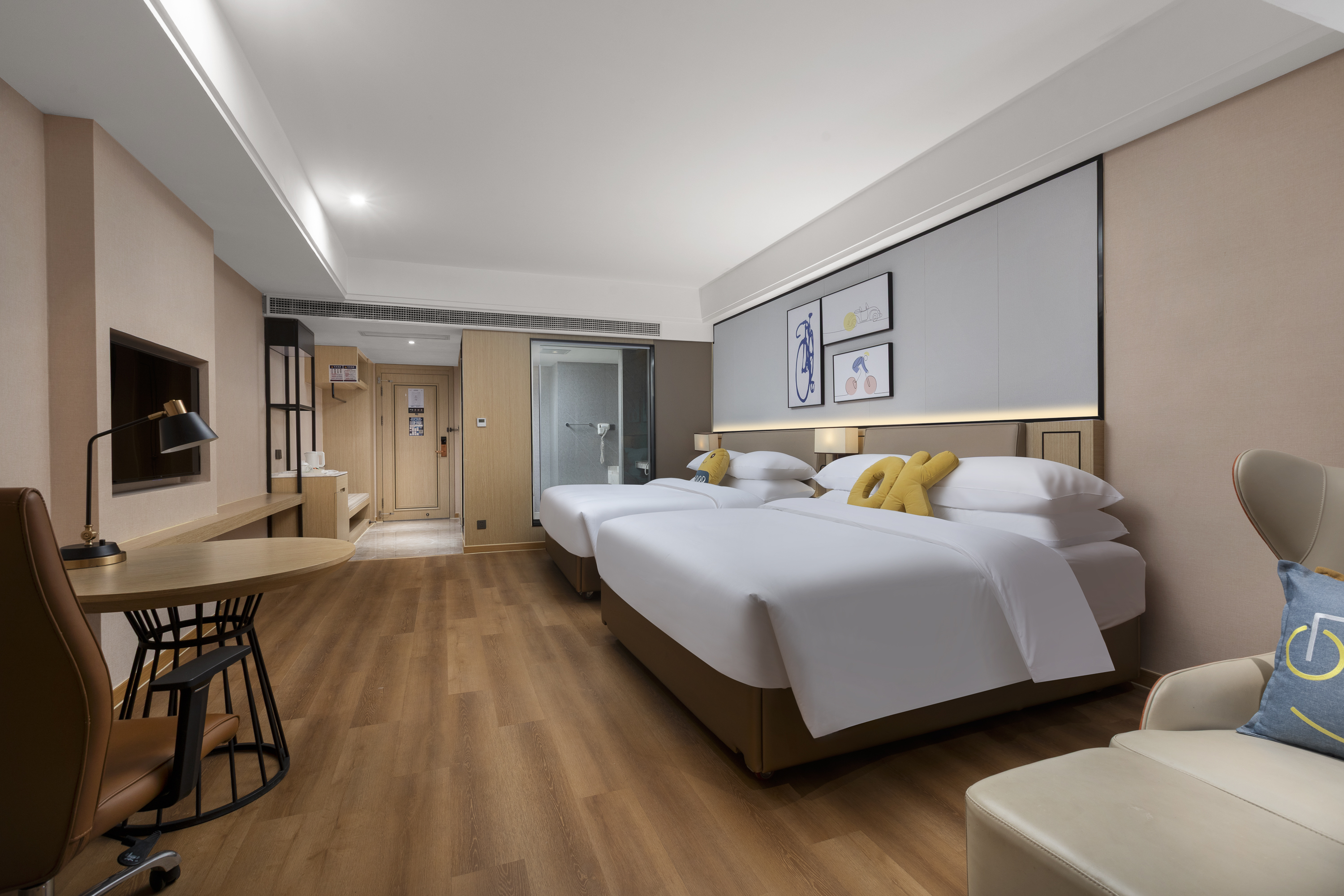 Guest room at the Baymont by Wyndham Kunming Wuhua in Kunming, Other than US/Canada