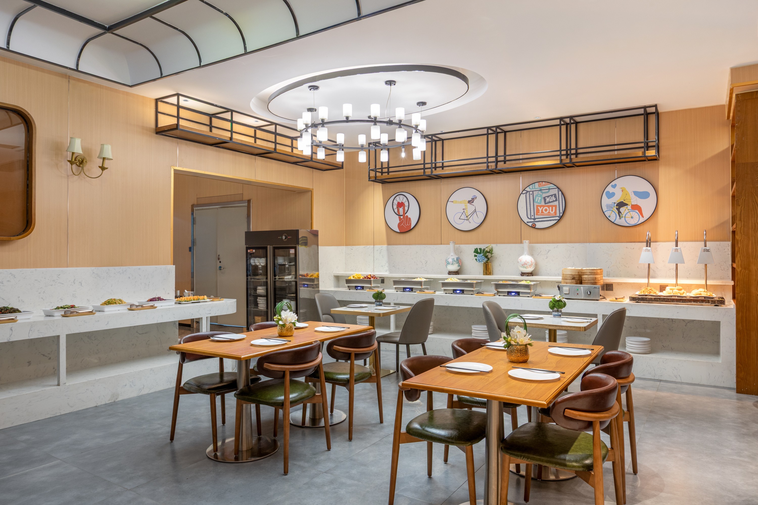 Baymont Urumqi Tieluju Metro Station restaurant breakfast area with seating in Urumqi, Other than US/Canada