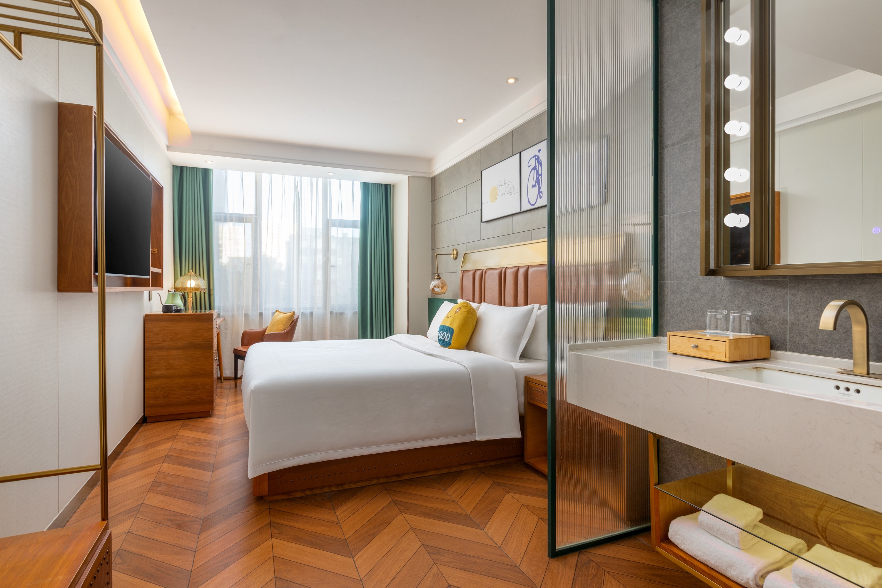 Guest room at the Baymont Urumqi Tieluju Metro Station in Urumqi, Other than US/Canada