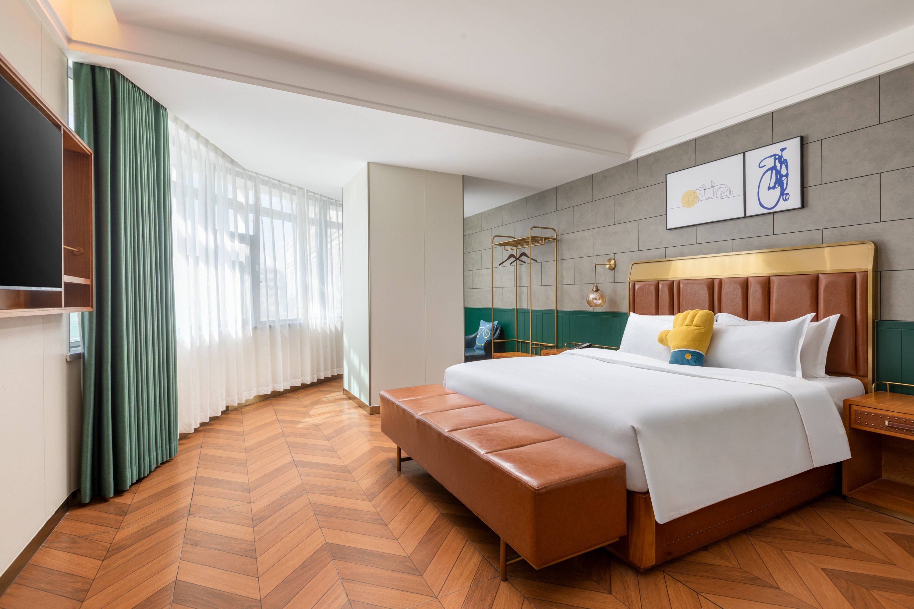 Guest room at the Baymont Urumqi Tieluju Metro Station in Urumqi, Other than US/Canada