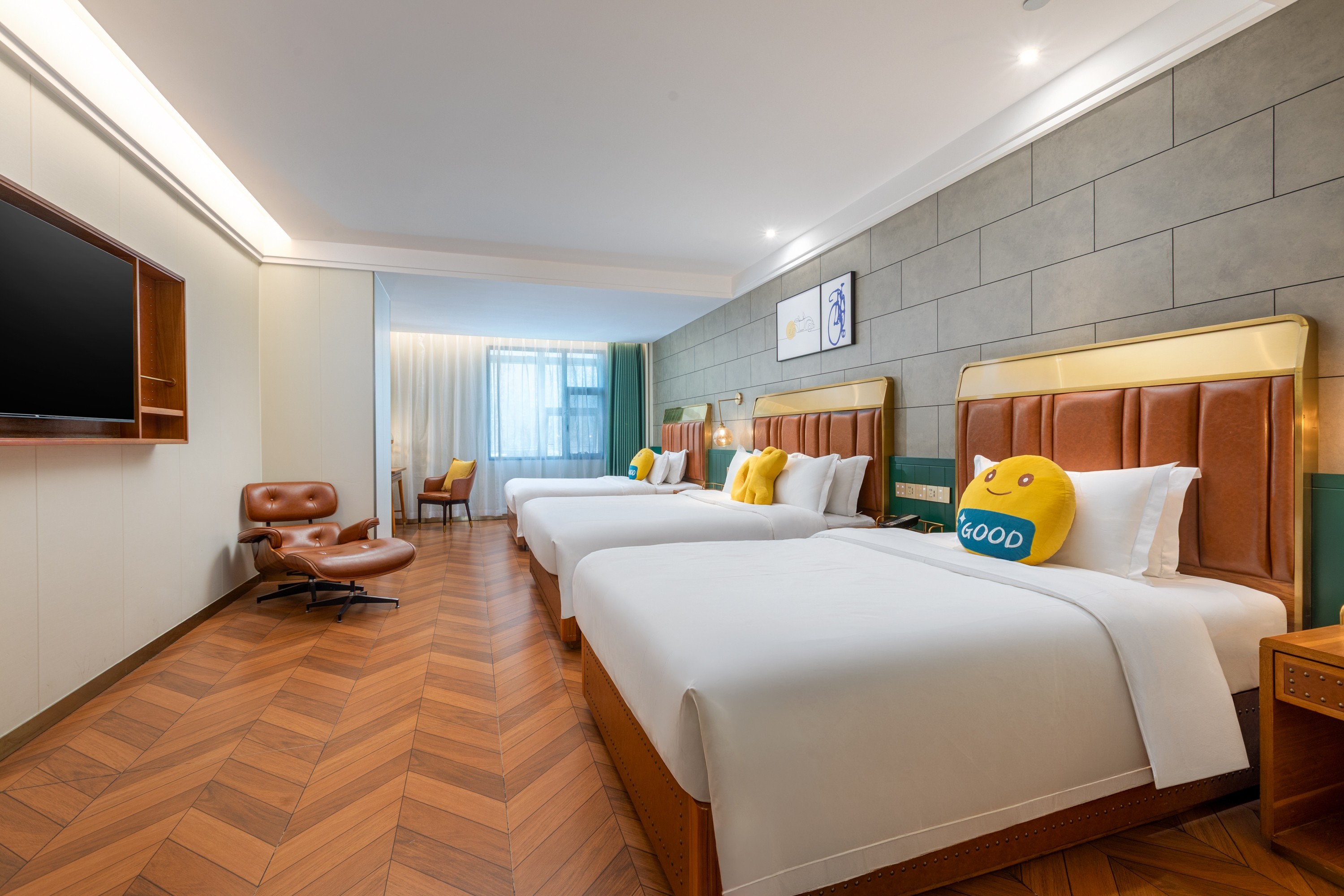 Guest room at the Baymont Urumqi Tieluju Metro Station in Urumqi, Other than US/Canada