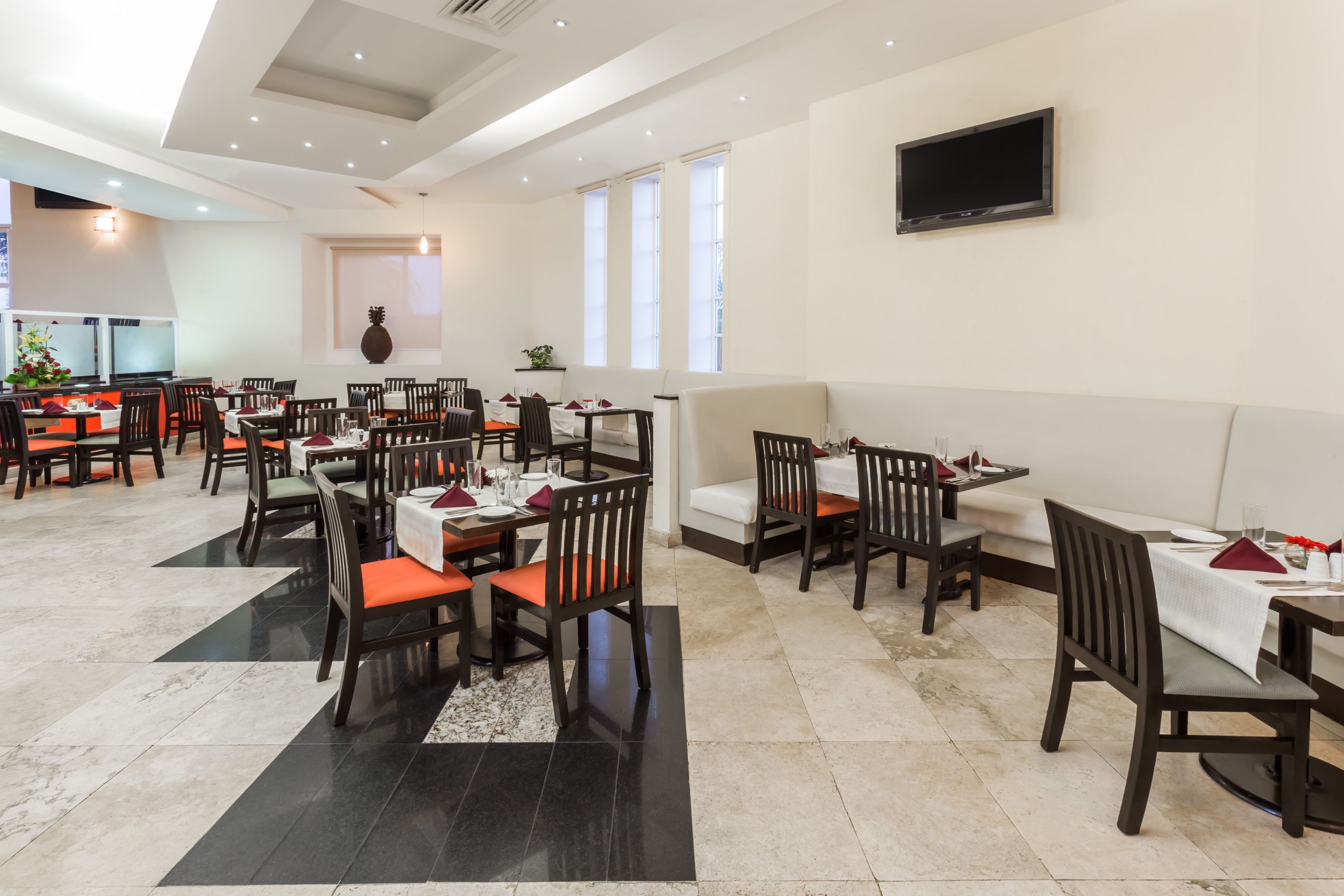 Free breakfast at Baymont by Wyndham Lazaro Cardenas in Lazaro Cardenas, Other than US/Canada