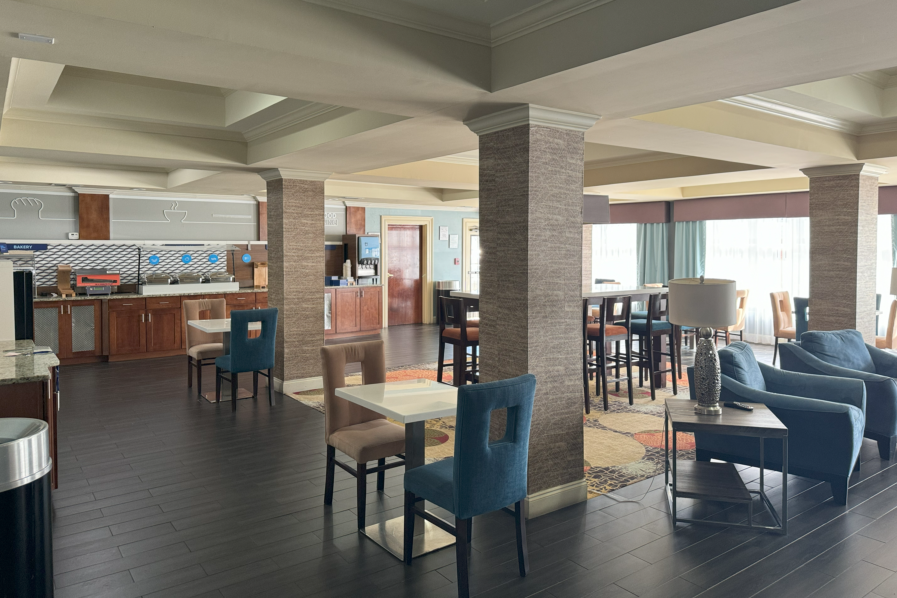 Baymont by Wyndham Bessemer restaurant breakfast area with seating in Bessemer, Alabama