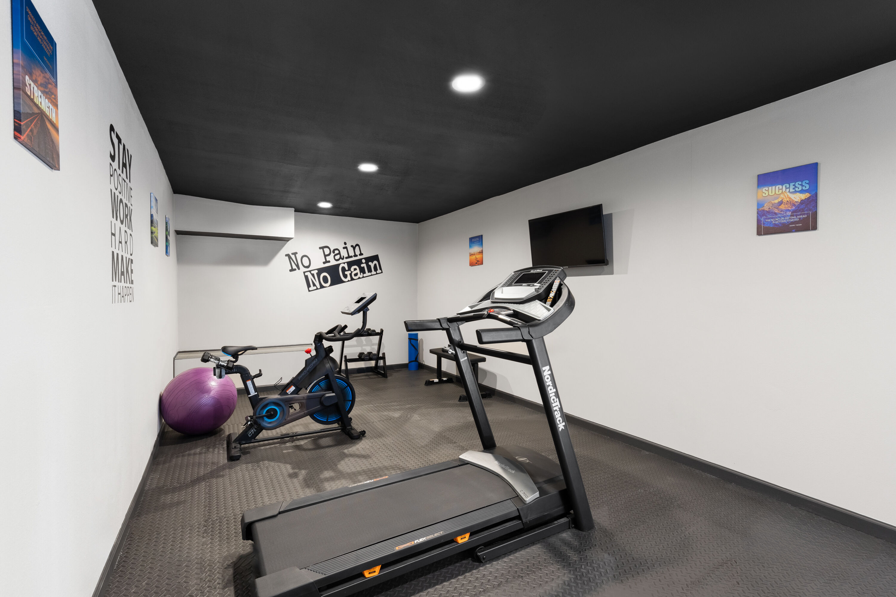 Fitness room at Baymont by Wyndham Dothan in Dothan, Alabama