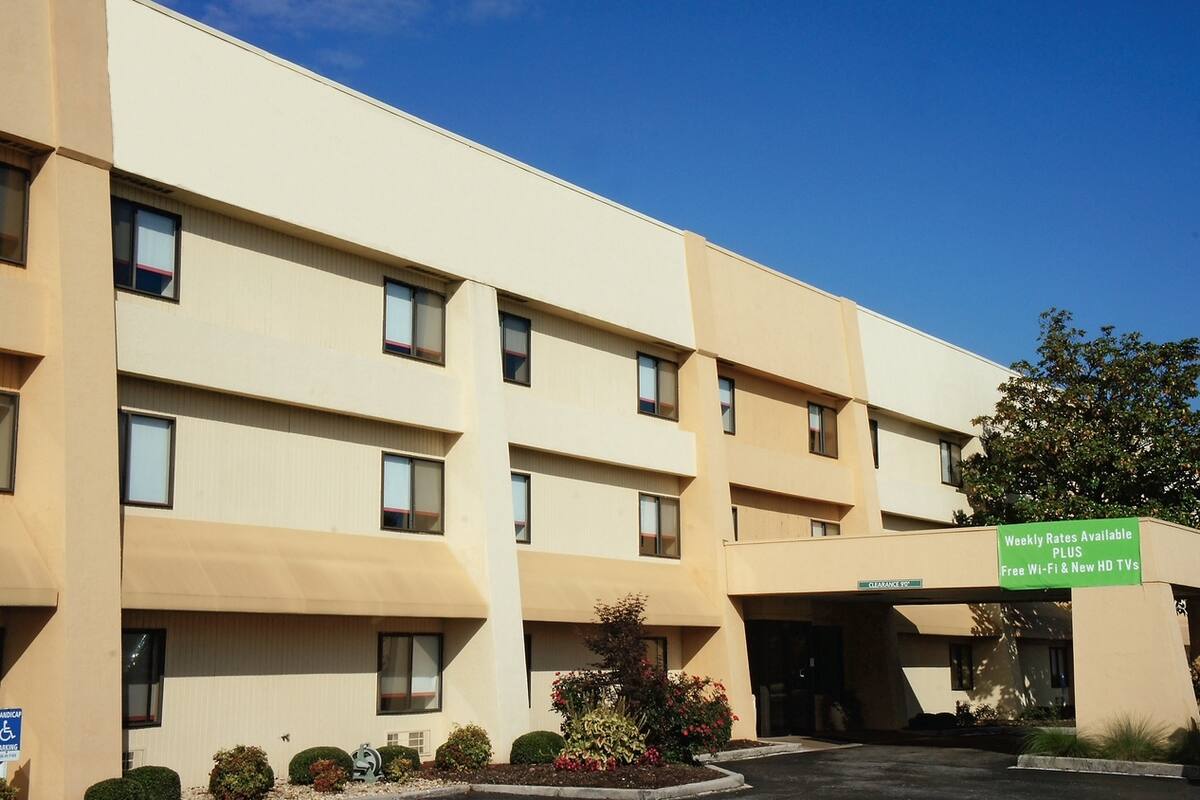 Baymont By Wyndham Huntsville Hotels Al 35816