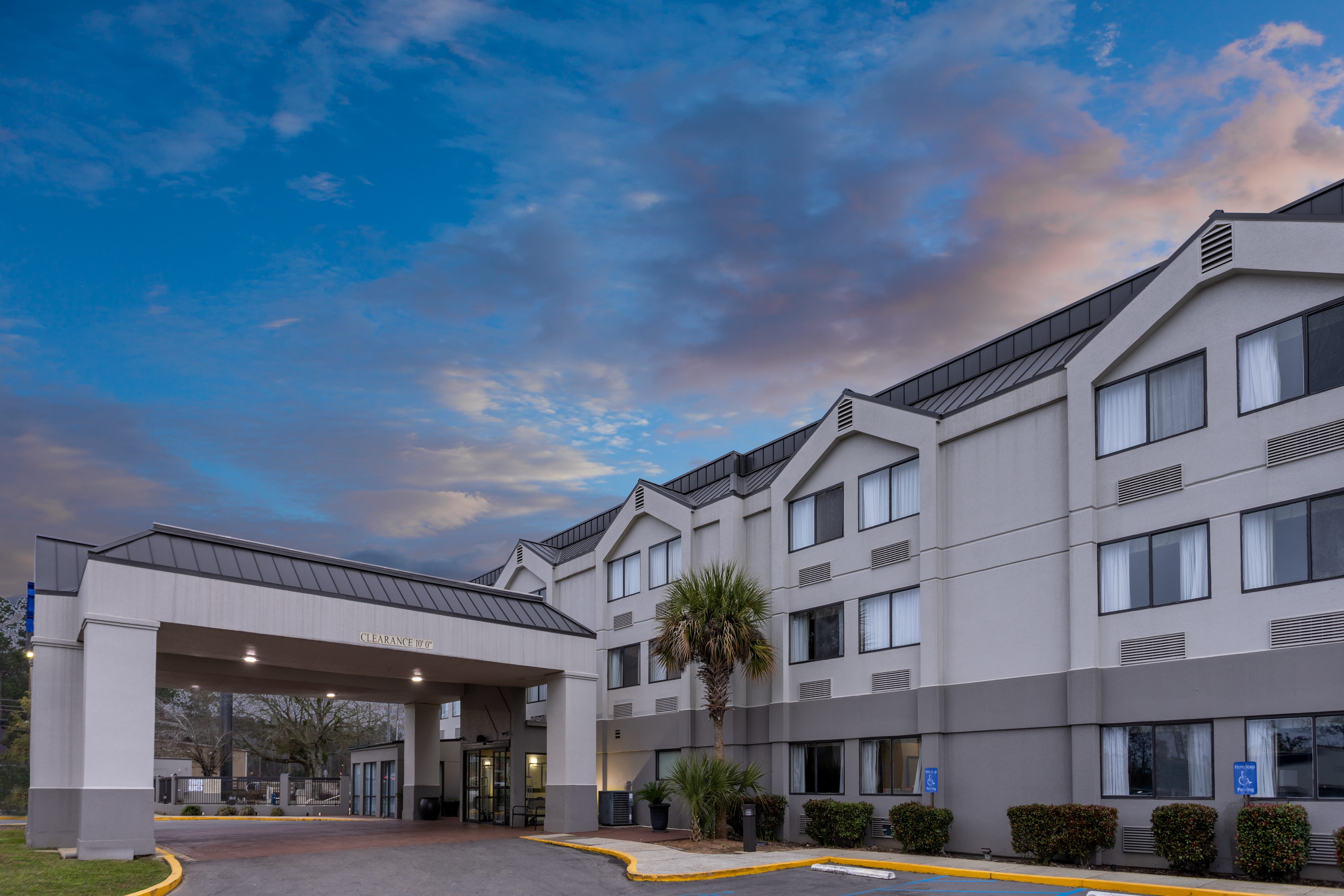 Baymont Inn And Suites Decatur Al Baymont by Wyndham Saraland | Saraland, AL Hotels