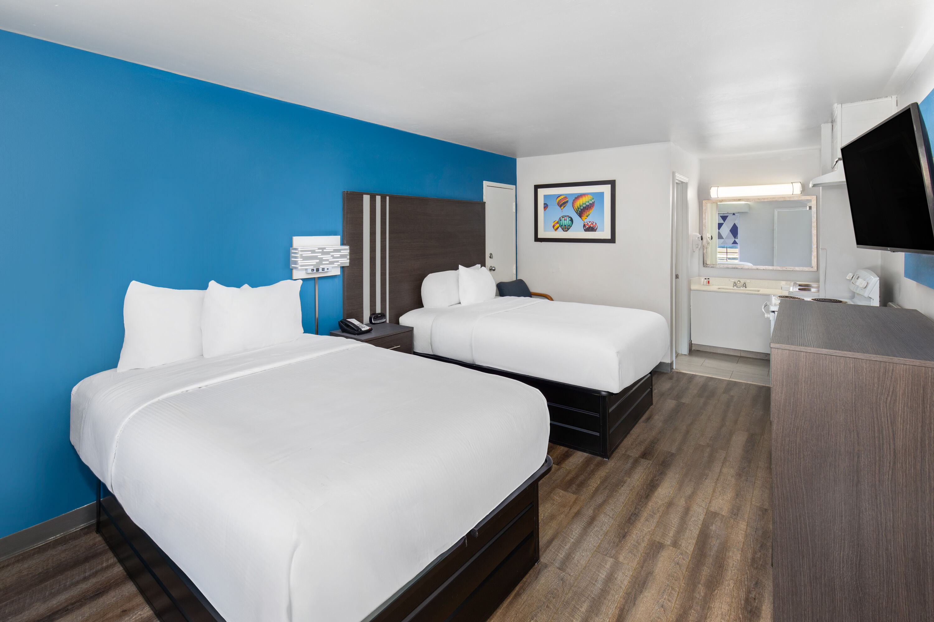 Baymont by Wyndham Selma suite in Selma, Alabama